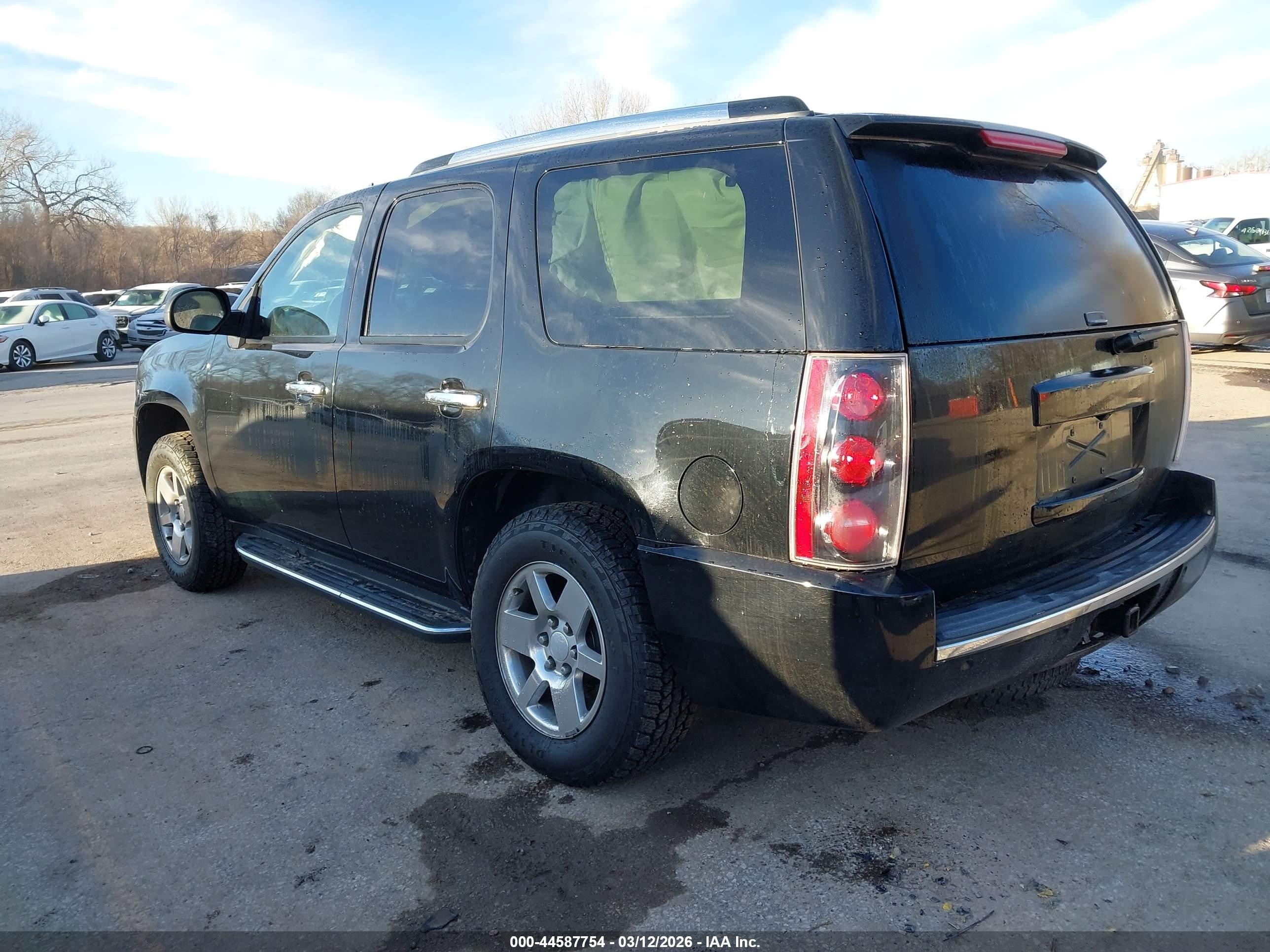 2007 Gmc Yukon Denali Черный vin: 1GKFK63857J350421