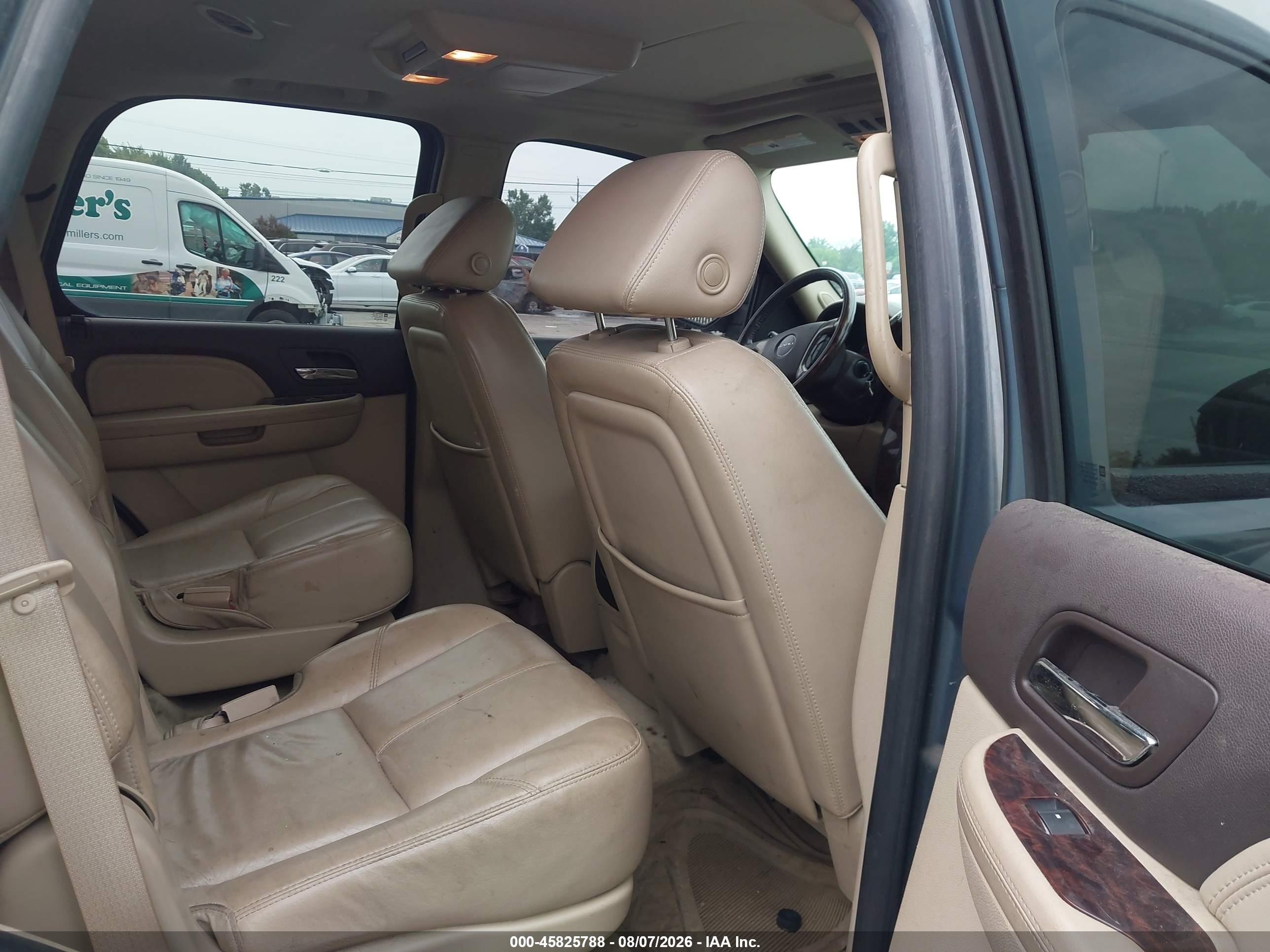 2008 Gmc Yukon Denali Синий vin: 1GKFK63868J221136