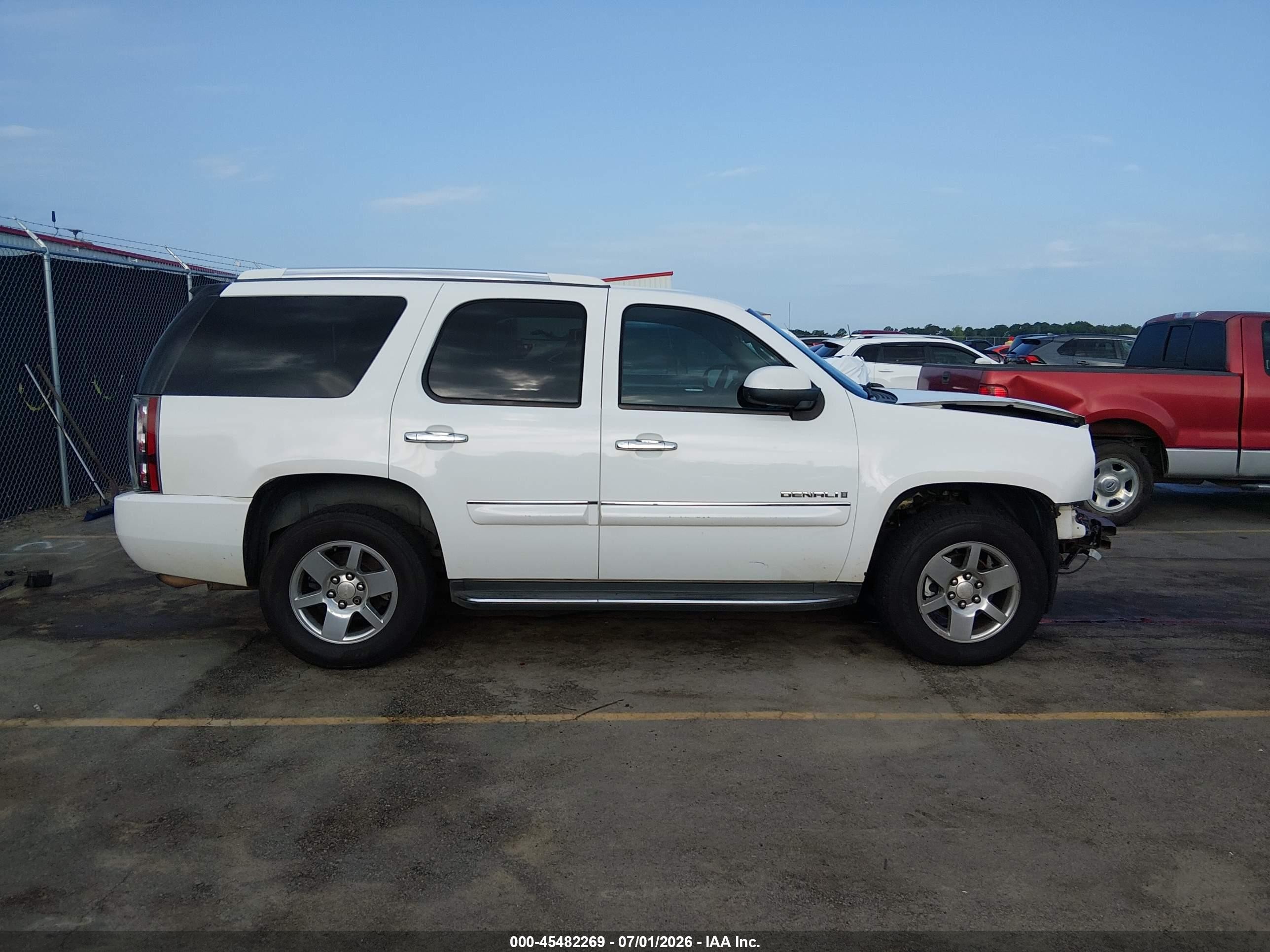 2008 Gmc Yukon Denali Белый vin: 1GKFK63868J234422