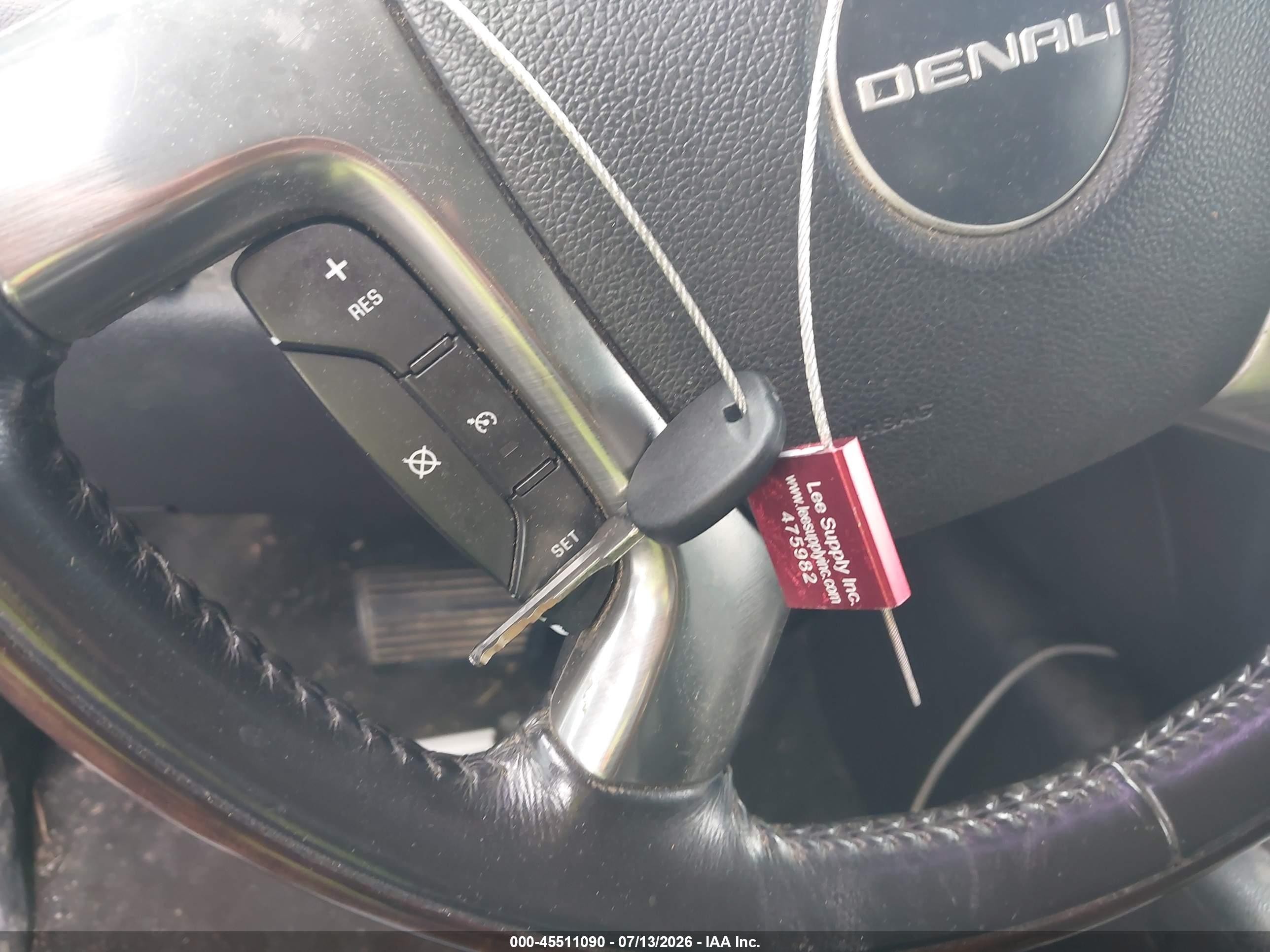2007 Gmc Yukon Denali Denali Gold vin: 1GKFK63877J247520