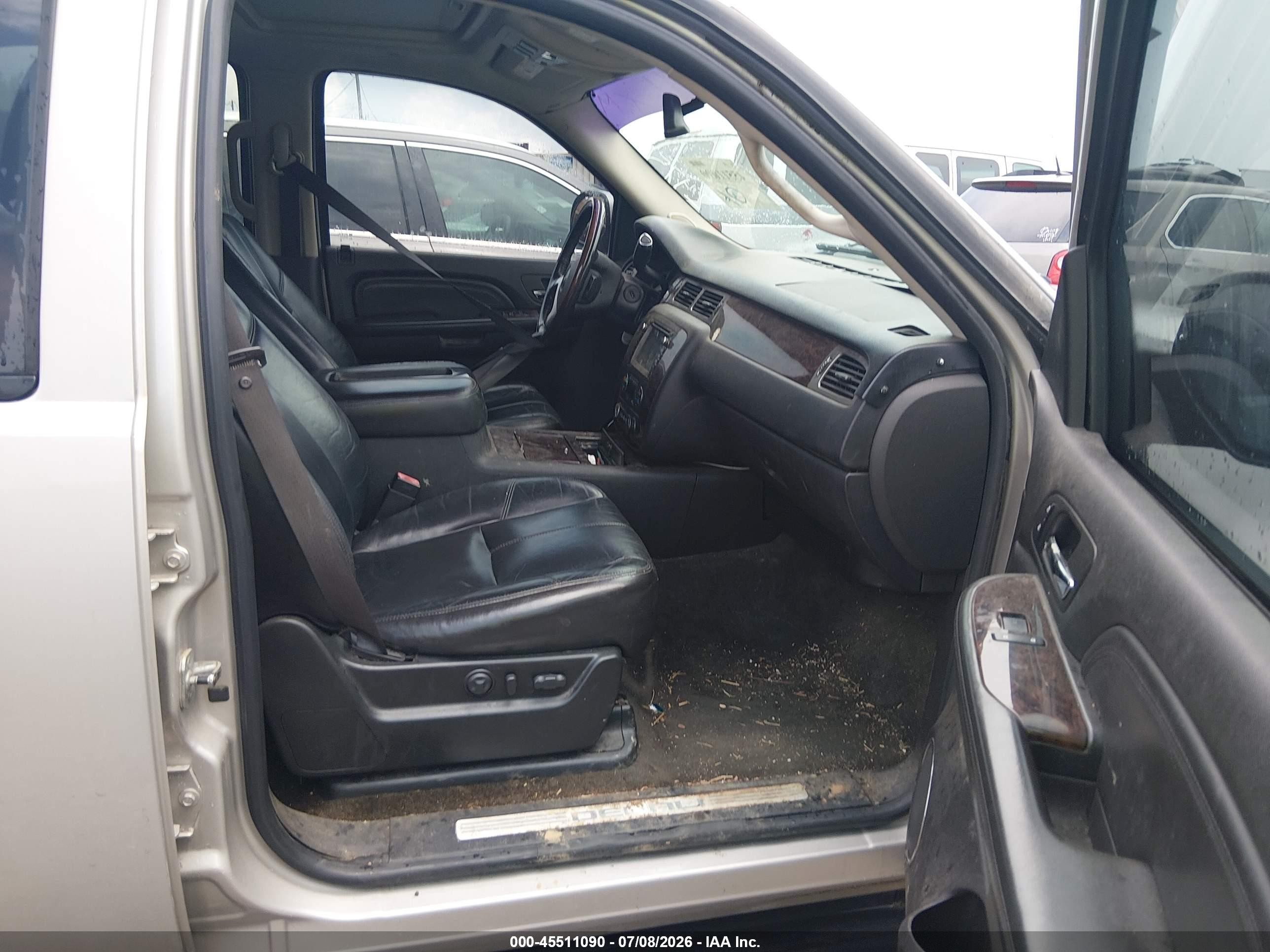 2007 Gmc Yukon Denali Denali Gold vin: 1GKFK63877J247520