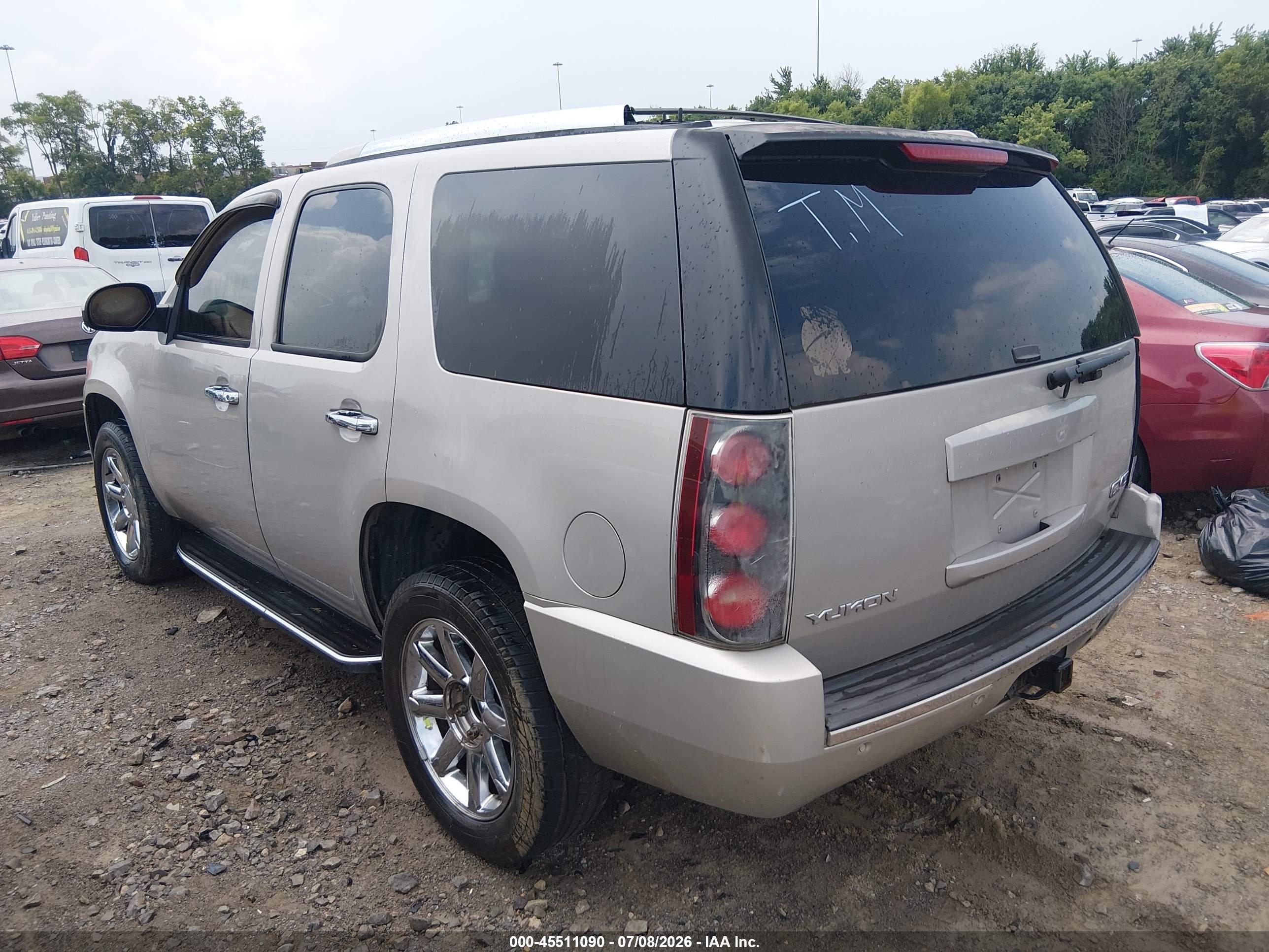 2007 Gmc Yukon Denali Denali Gold vin: 1GKFK63877J247520