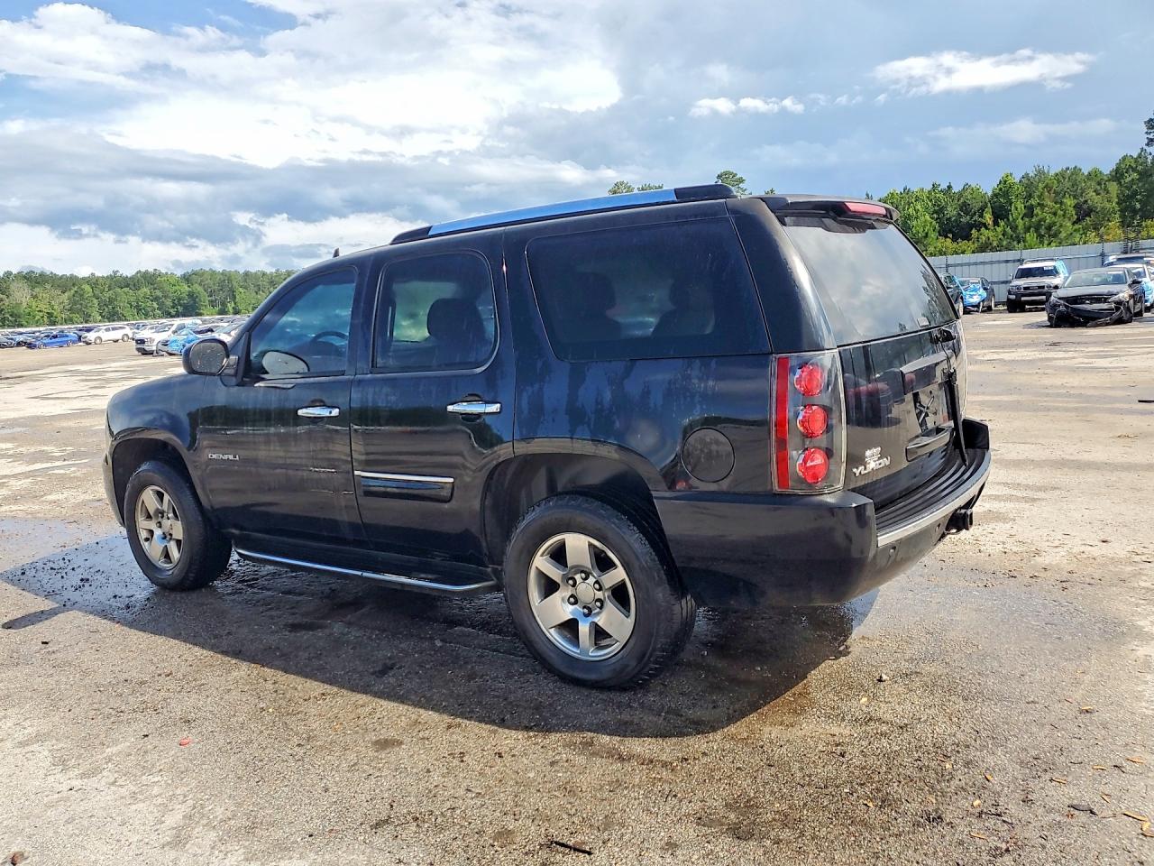 2007 Gmc Yukon Denali Black vin: 1GKFK63877J332390