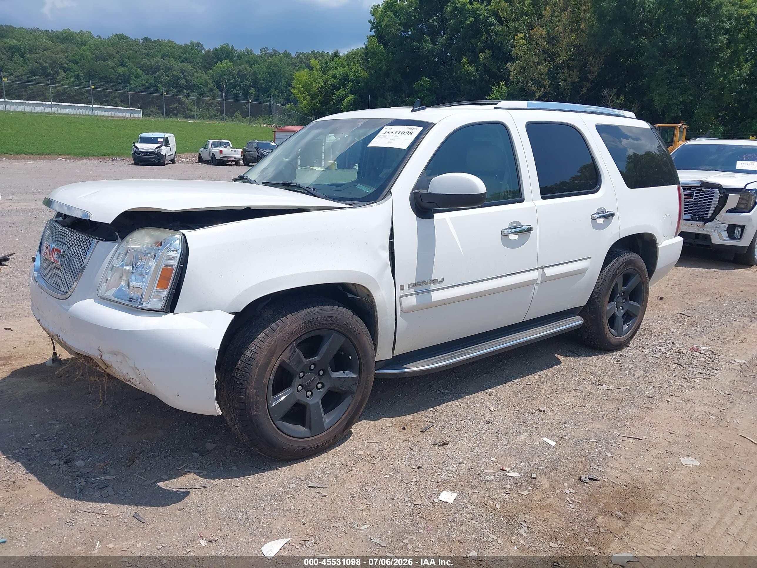 2008 Gmc Yukon Denali White vin: 1GKFK63878J121675