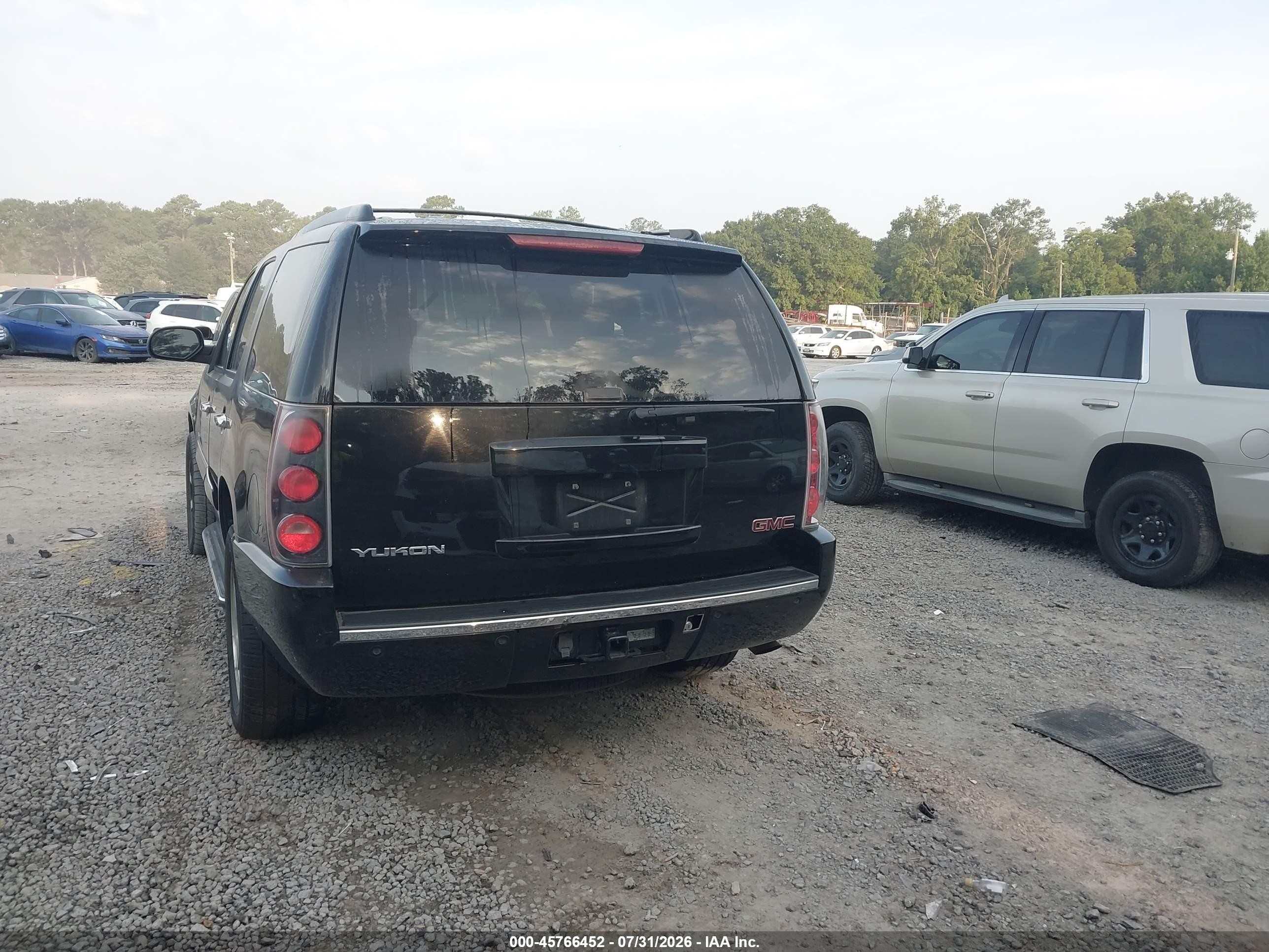 2008 Gmc Yukon Denali Black vin: 1GKFK63878J235997