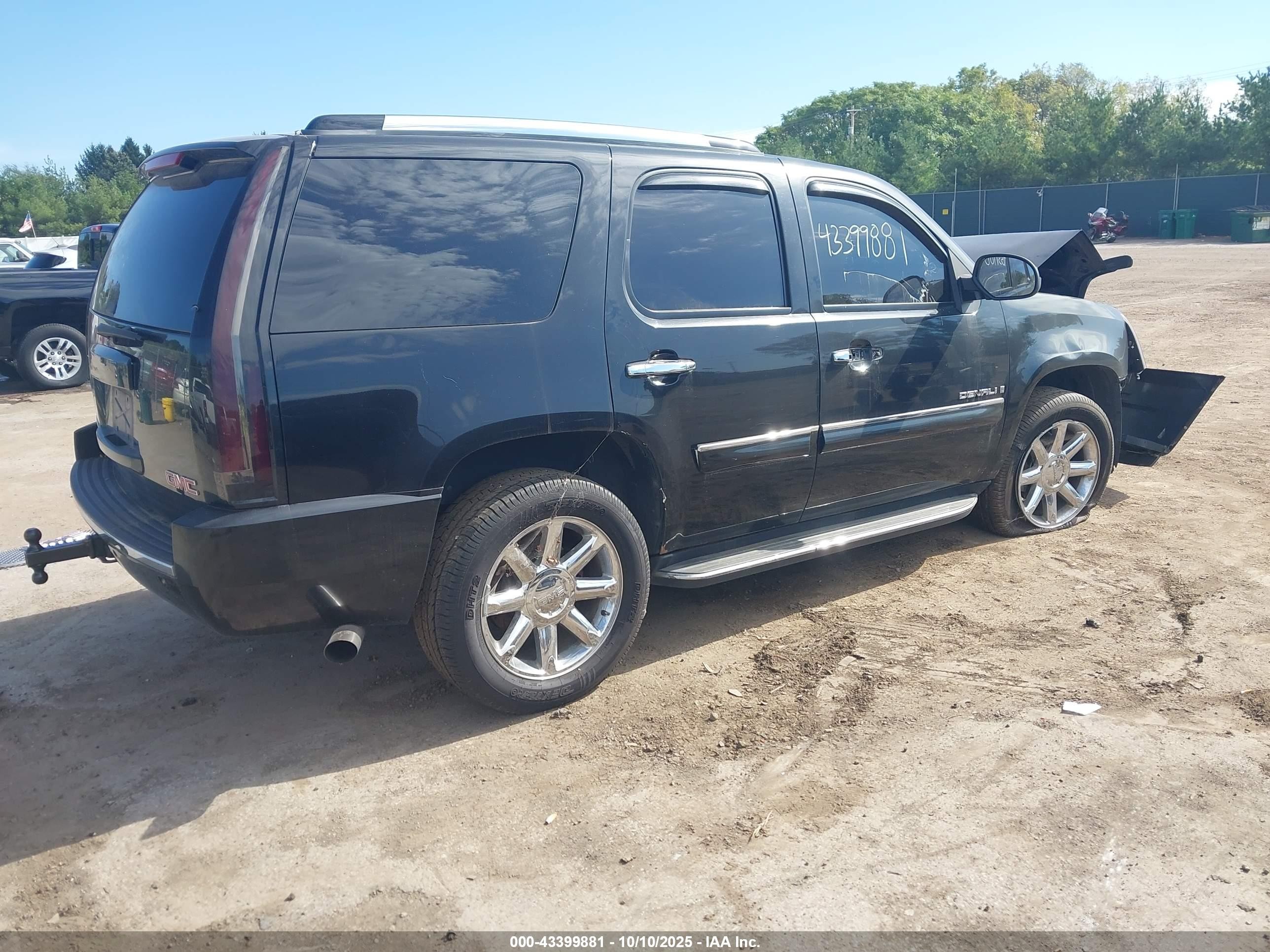 2007 Gmc Yukon Denali Black vin: 1GKFK63887J369951