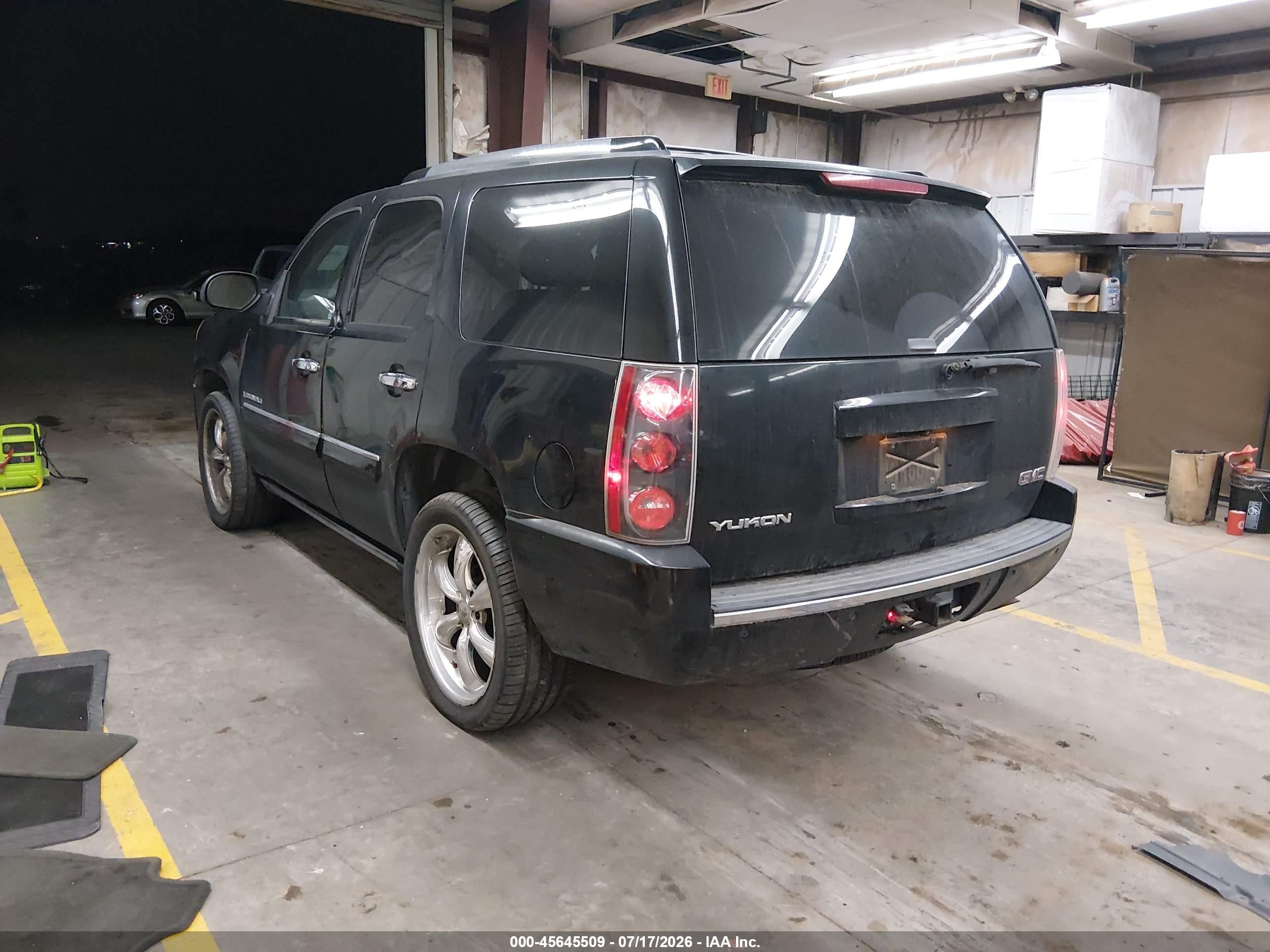 2007 Gmc Yukon Denali Denali Черный vin: 1GKFK63897J348154