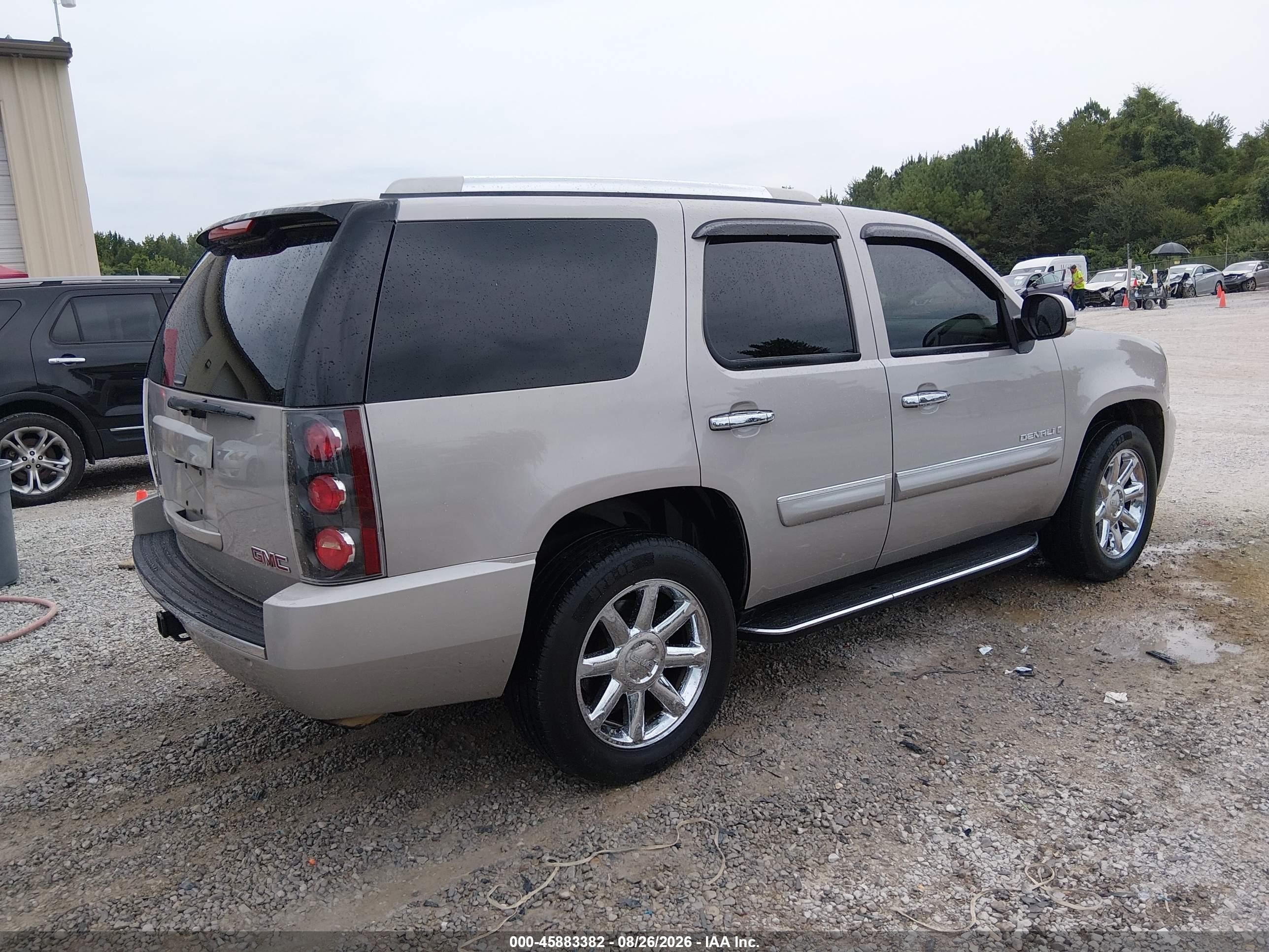 2007 Gmc Yukon Denali Золотой vin: 1GKFK638X7J179360
