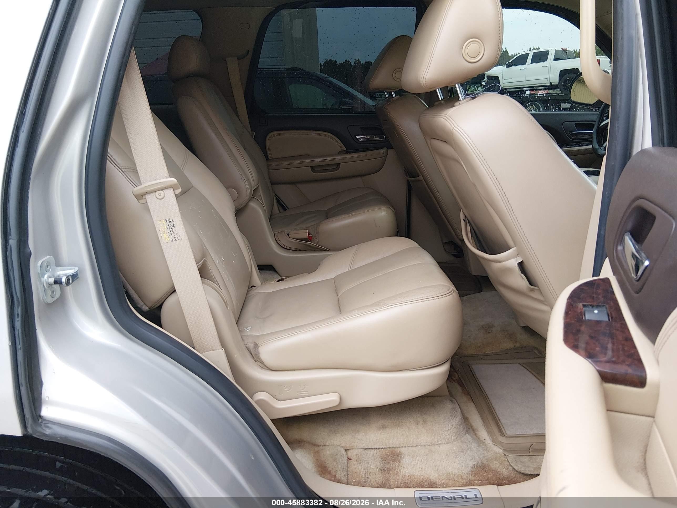 2007 Gmc Yukon Denali Золотой vin: 1GKFK638X7J179360