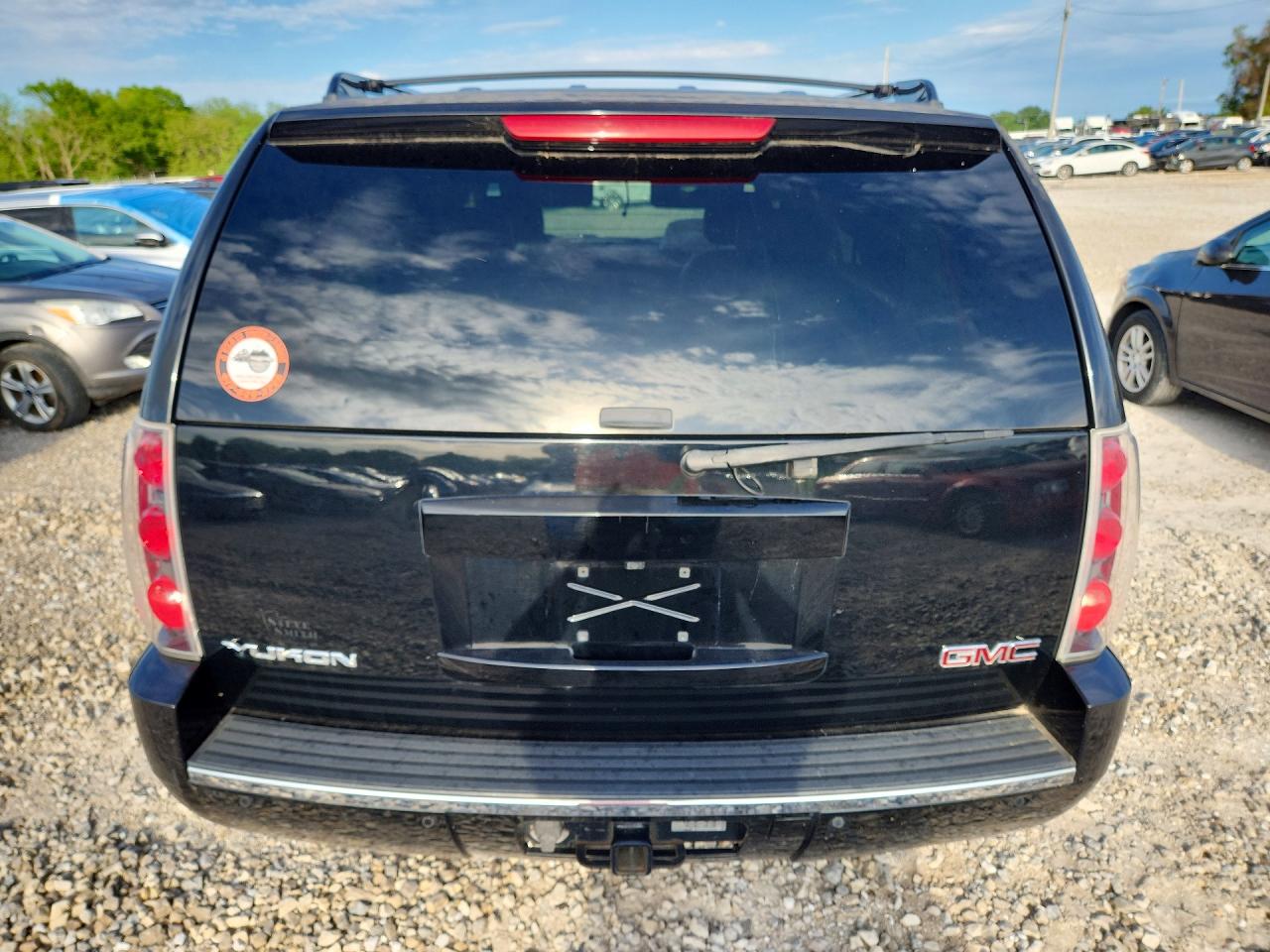 2007 Gmc Yukon Denali Black vin: 1GKFK638X7J208744