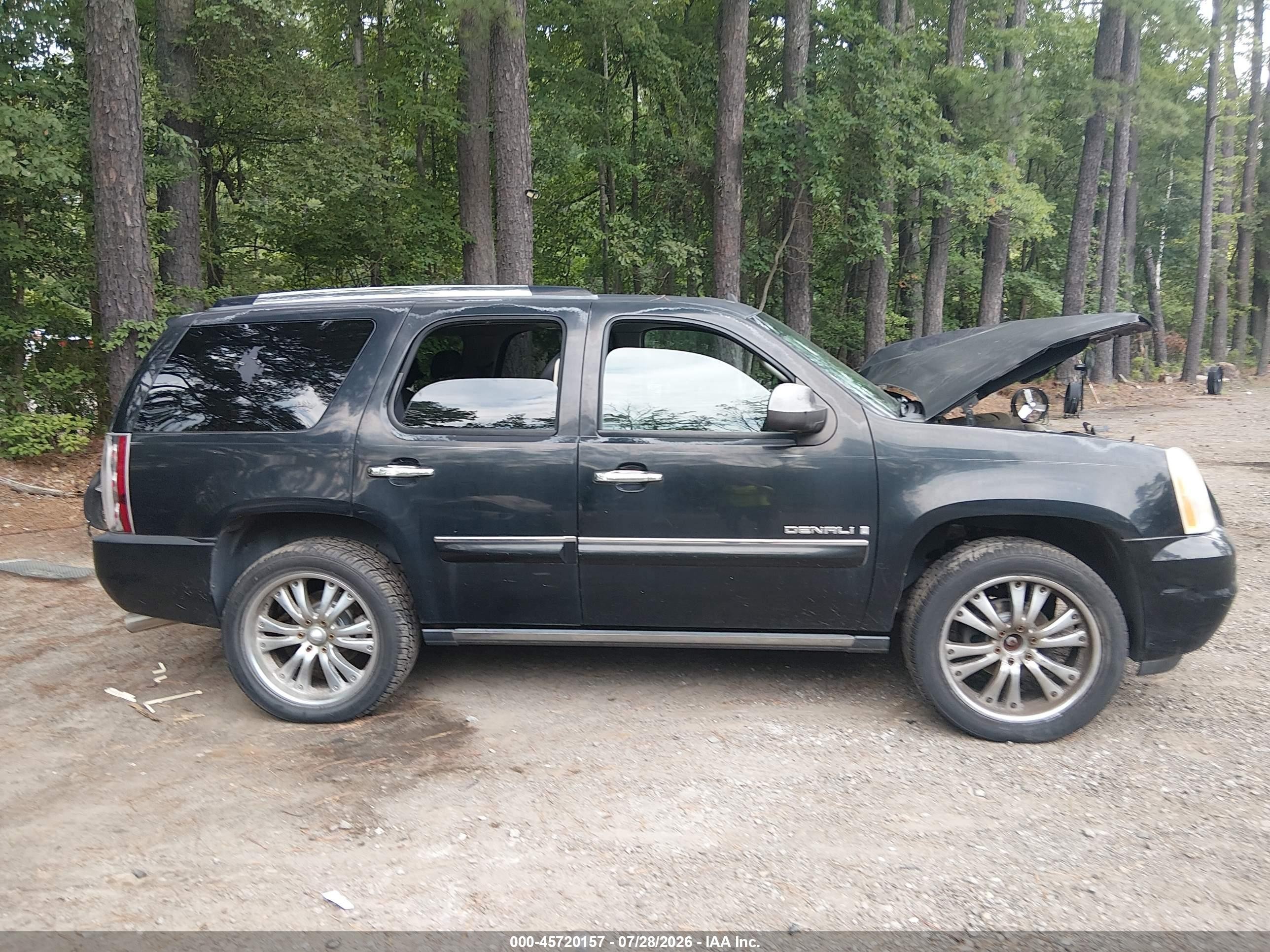 2008 Gmc Yukon Denali Black vin: 1GKFK638X8J133139