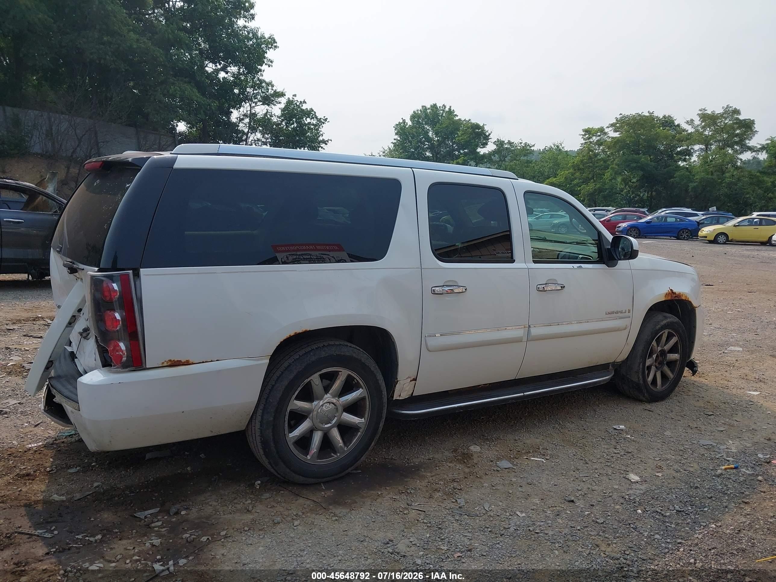 2007 Gmc Yukon Xl Denali Denali Белый vin: 1GKFK66807J155273