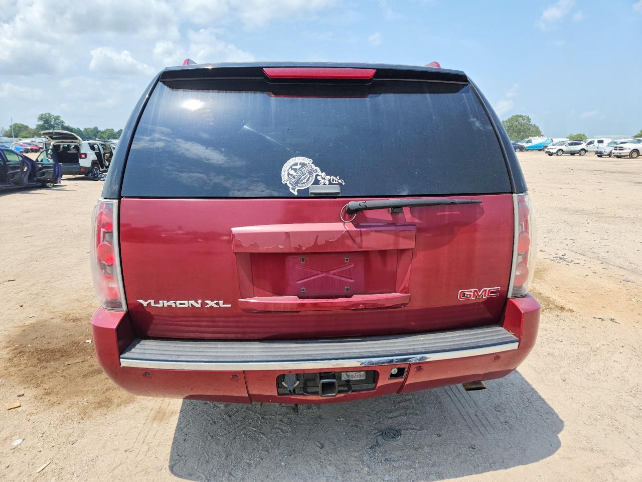 2007 Gmc Yukon Xl Denali Burgundy vin: 1GKFK66817J212550