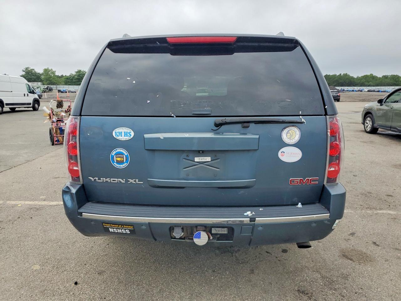 2008 Gmc Yukon Xl Denali Blue vin: 1GKFK66818J149242