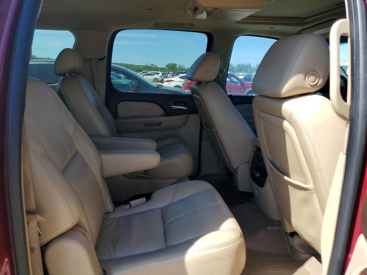 2007 Gmc Yukon Xl Denali Red vin: 1GKFK66827J211150