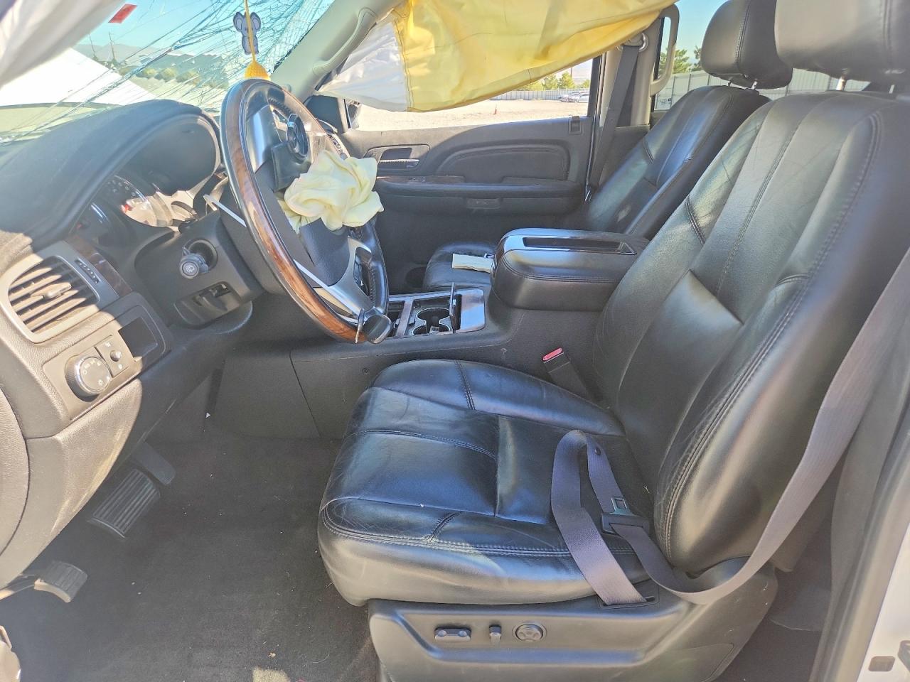 2007 Gmc Yukon Xl Denali Белый vin: 1GKFK66837J376575