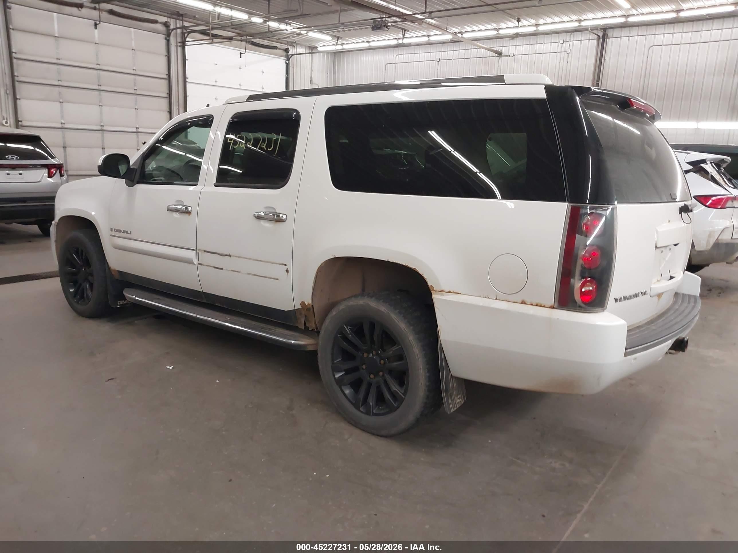 2007 Gmc Yukon Xl 1500 Denali Белый vin: 1GKFK66847J212963