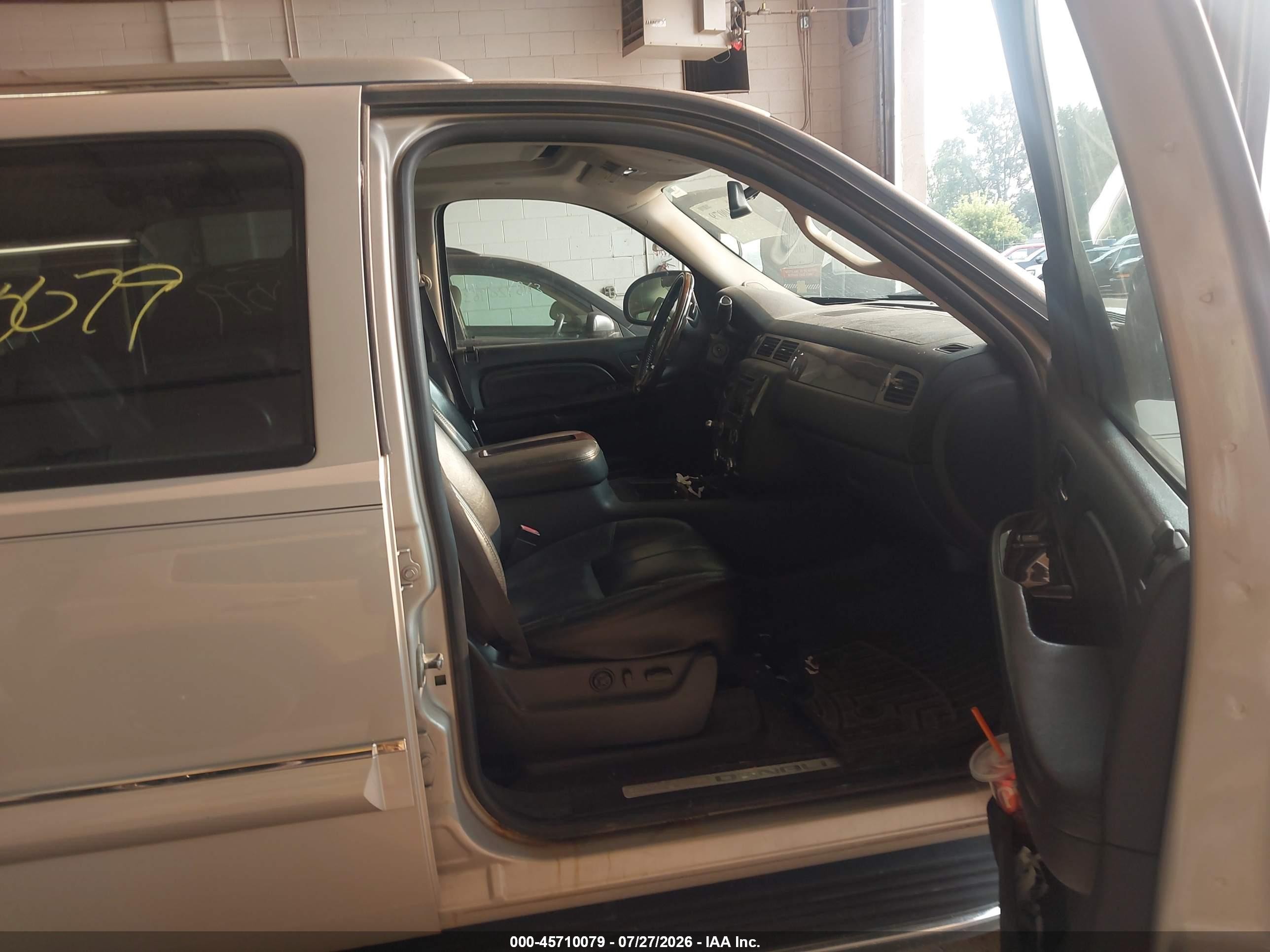 2007 Gmc Yukon Xl Denali Denali Silver vin: 1GKFK66847J353869