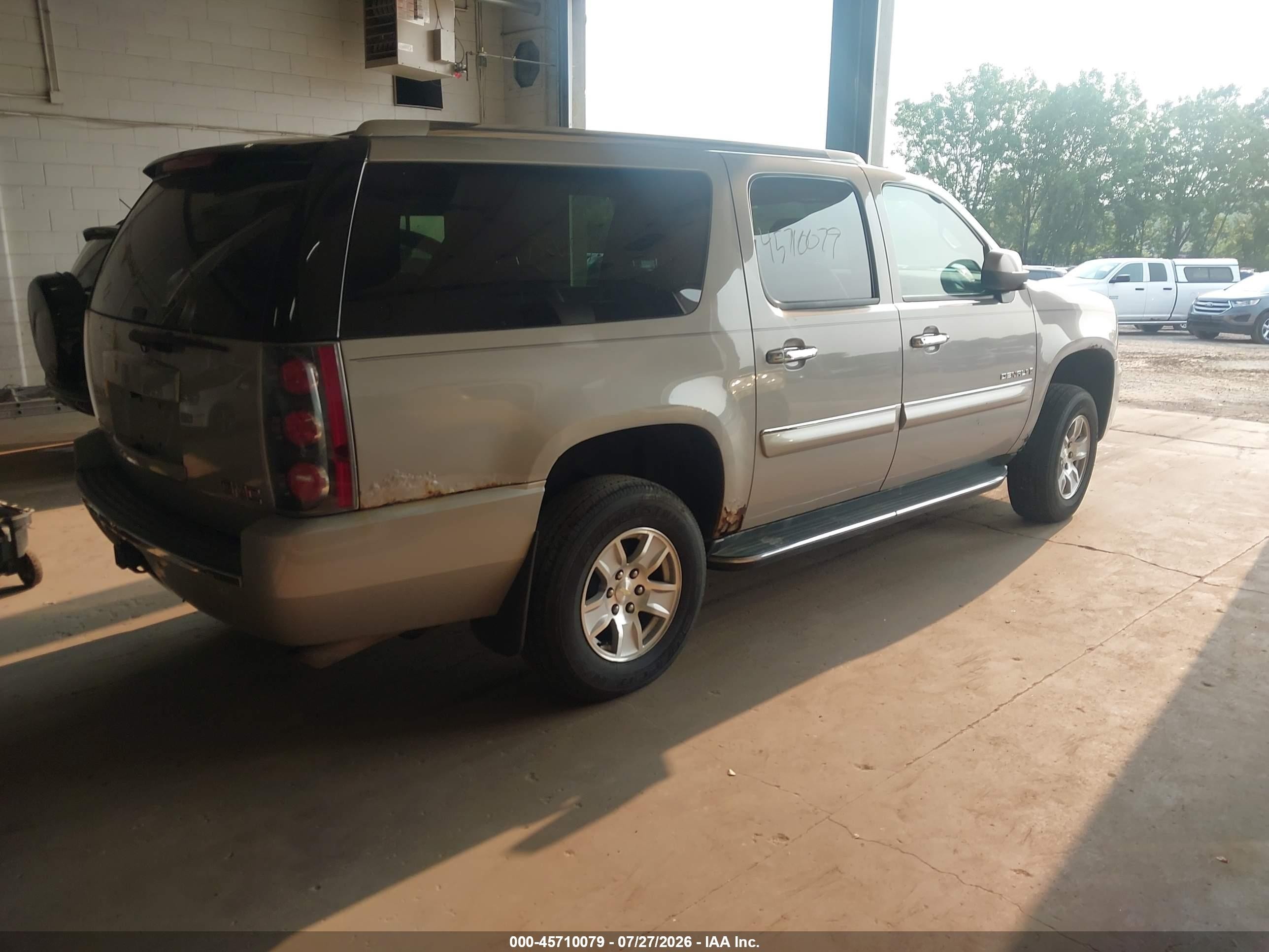 2007 Gmc Yukon Xl Denali Denali Silver vin: 1GKFK66847J353869