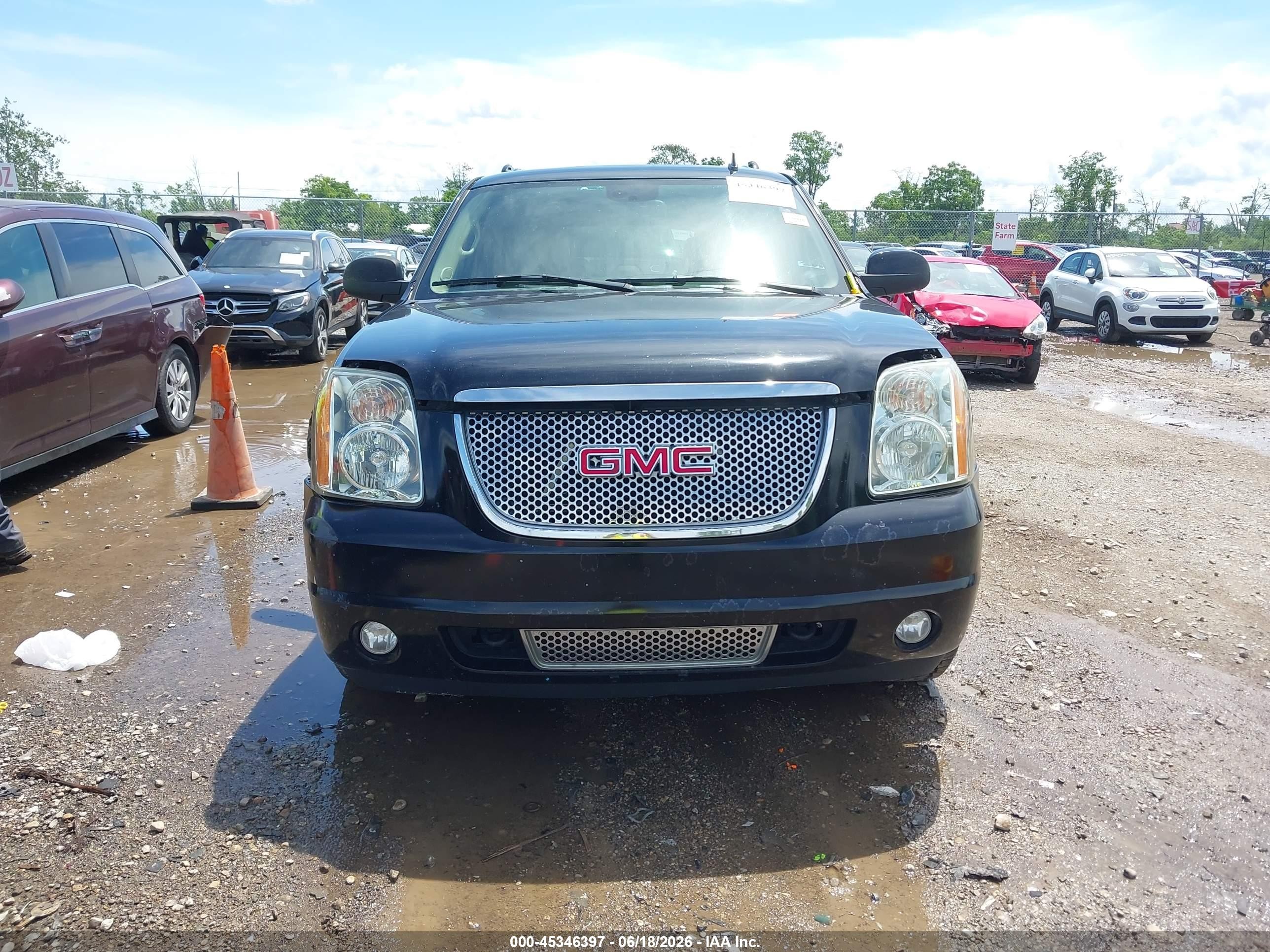 2007 Gmc Yukon Xl 1500 Denali Черный vin: 1GKFK66857J222238