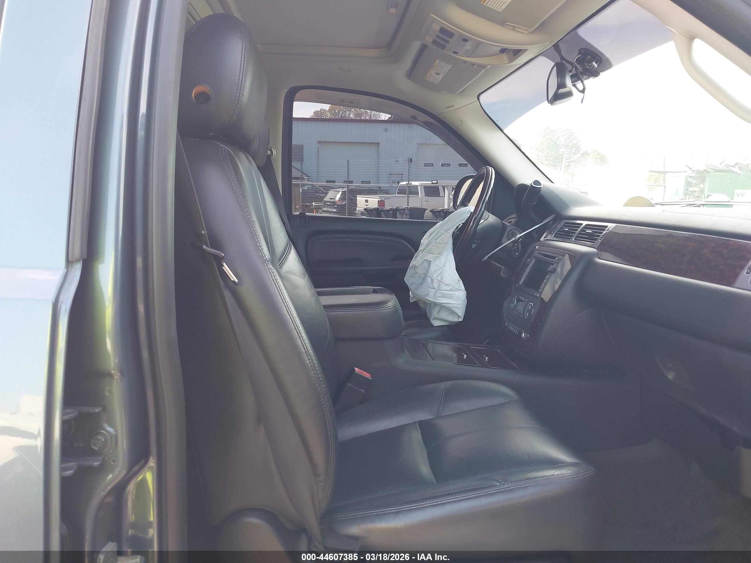 2008 Gmc Yukon Xl 1500 Denali Pewter vin: 1GKFK66858J189839