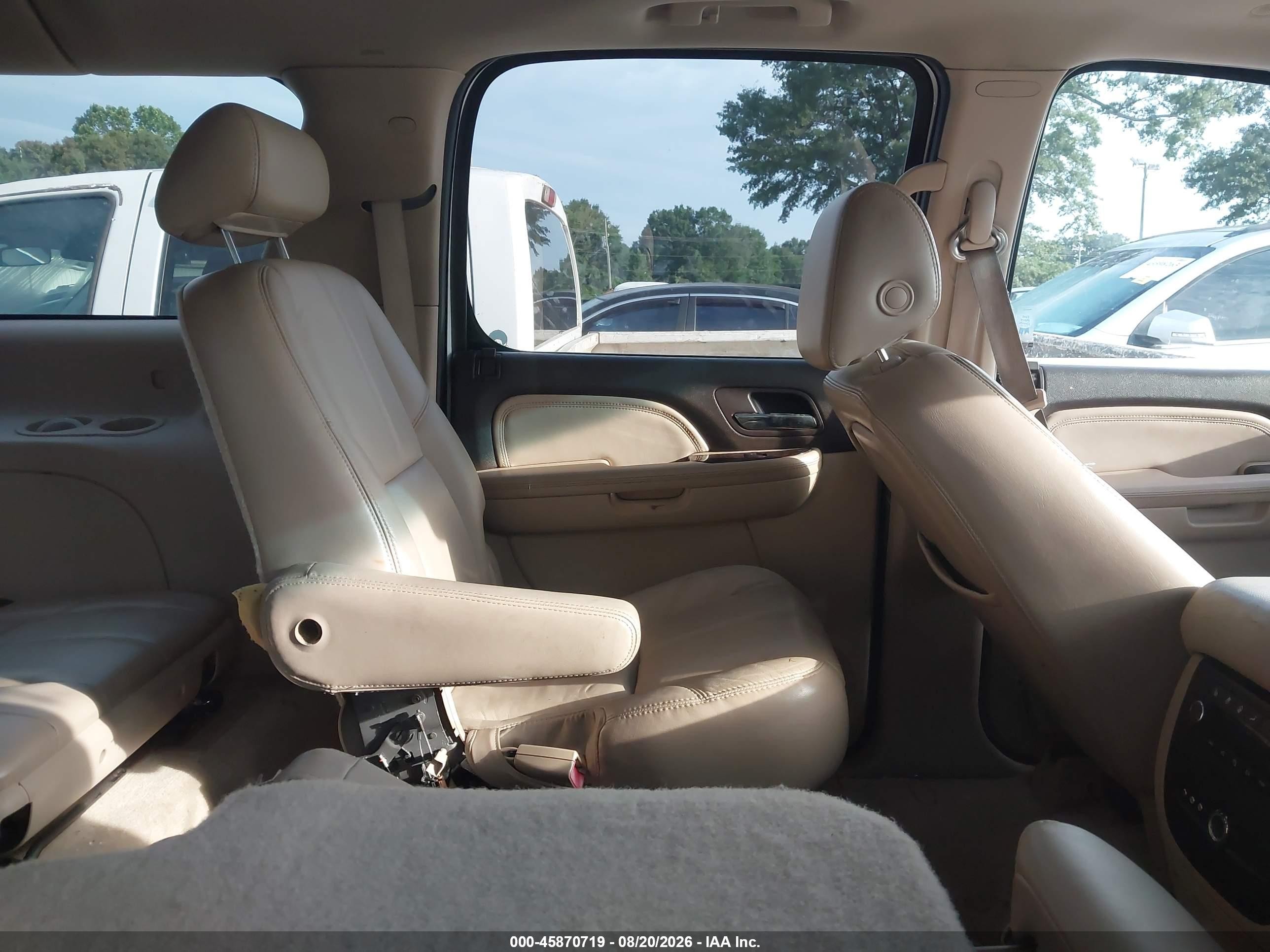 2007 Gmc Yukon Xl Denali Denali Белый vin: 1GKFK66867J269004