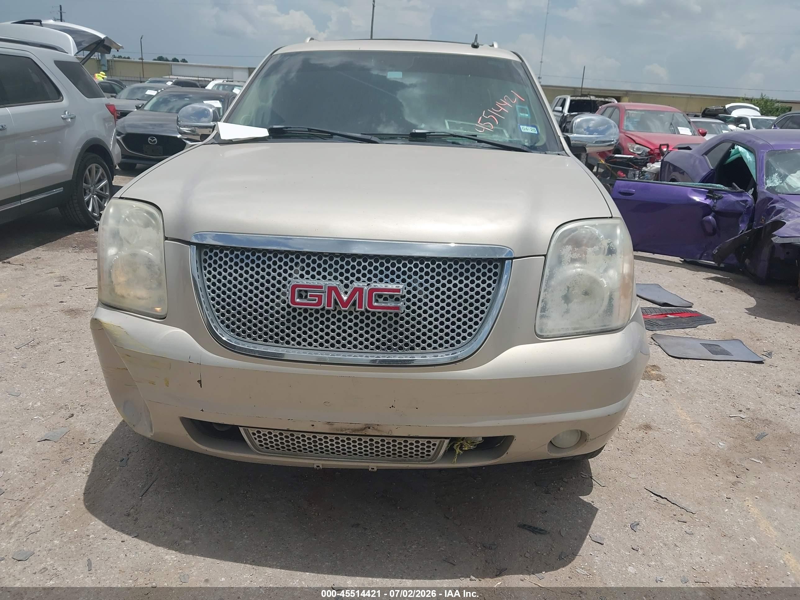 2007 Gmc Yukon Xl Denali Denali Gold vin: 1GKFK66877J315925