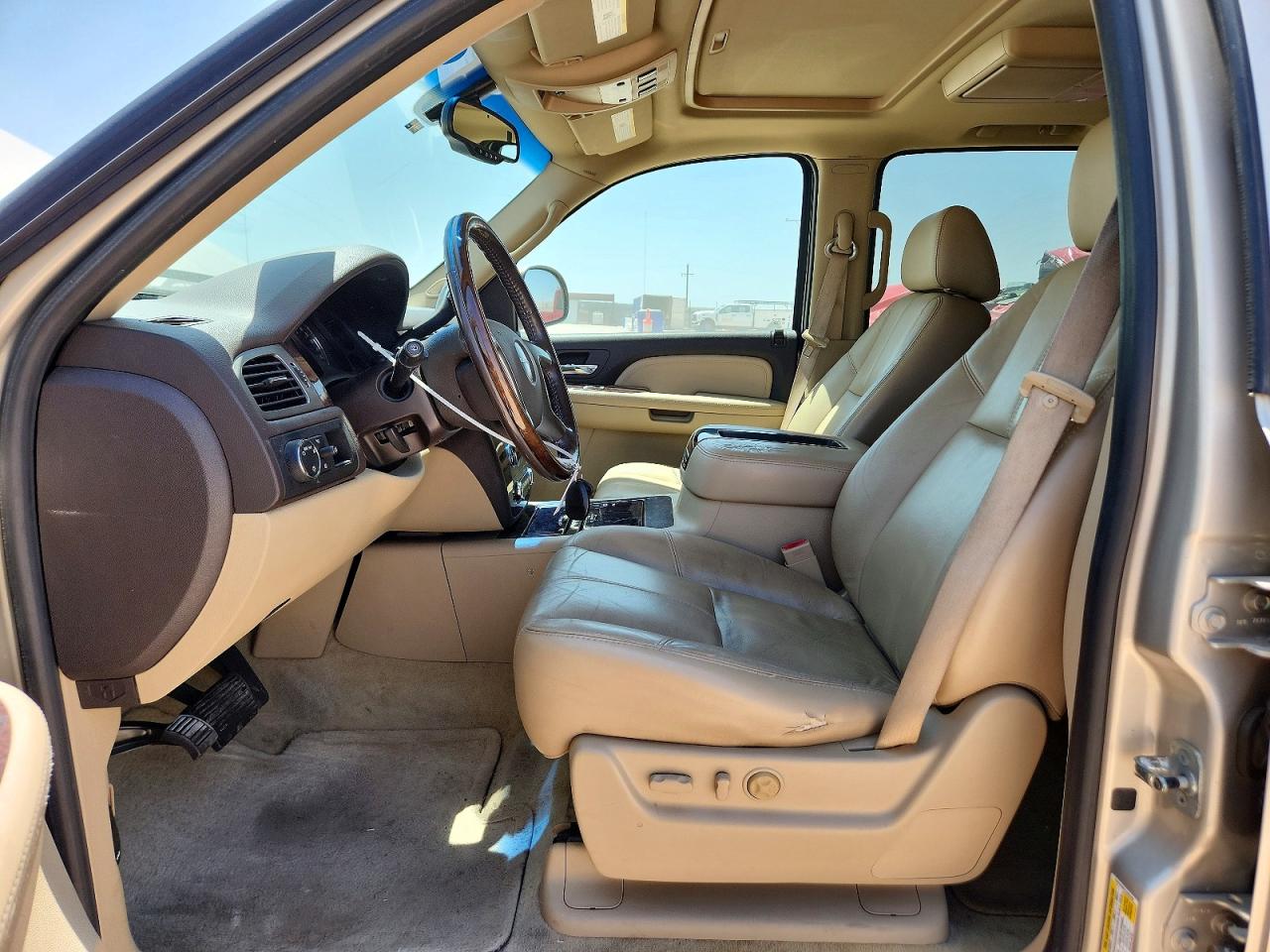 2007 Gmc Yukon Xl Denali Tan vin: 1GKFK66877J352408