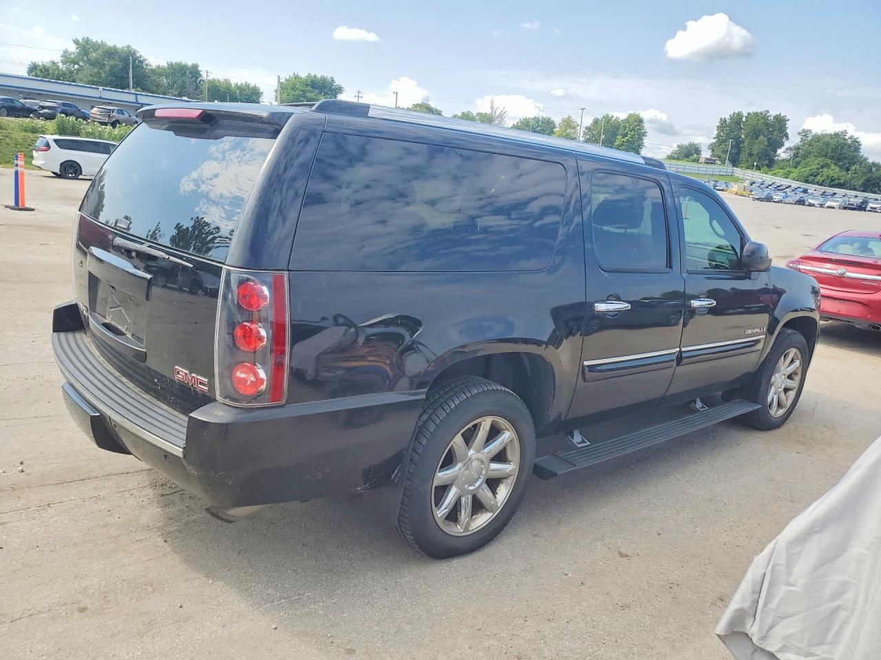 2007 Gmc Yukon Black vin: 1GKFK66877J383710
