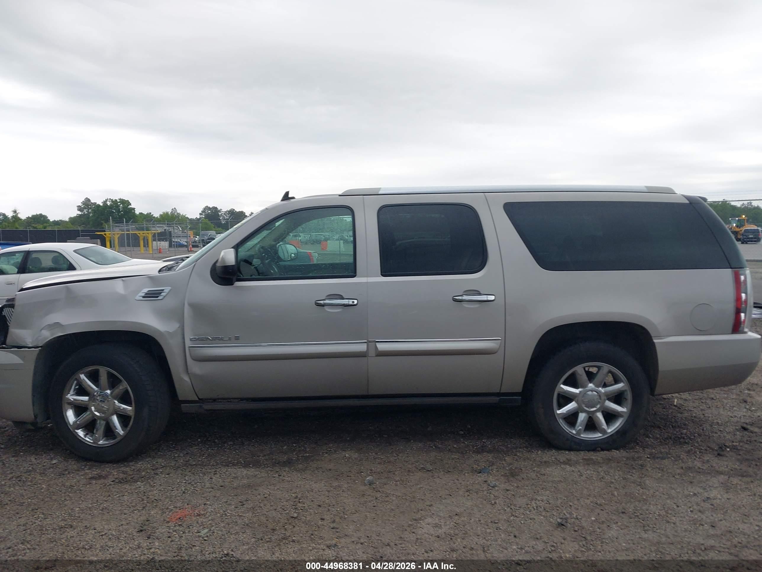 2007 Gmc Yukon Xl 1500 Denali Brown vin: 1GKFK66887J337948