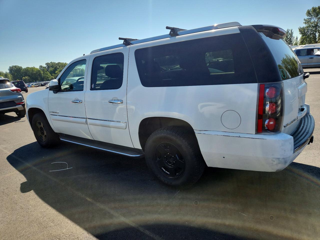 2008 Gmc Yukon Xl Denali White vin: 1GKFK66888J214636