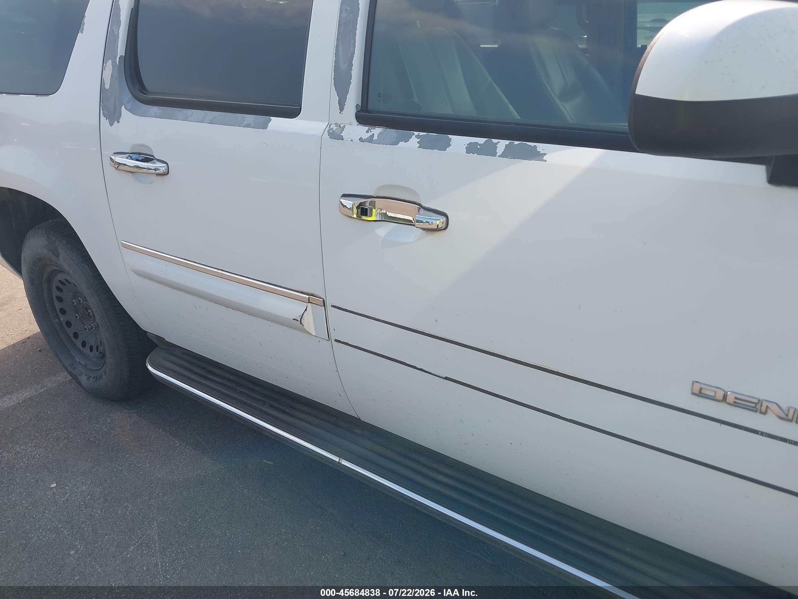 2007 Gmc Yukon Xl 1500 Denali White vin: 1GKFK66897J170886