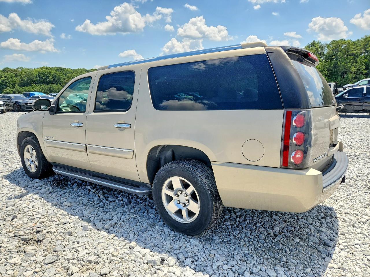 2007 Gmc Yukon Xl Denali Tan vin: 1GKFK66897J226552