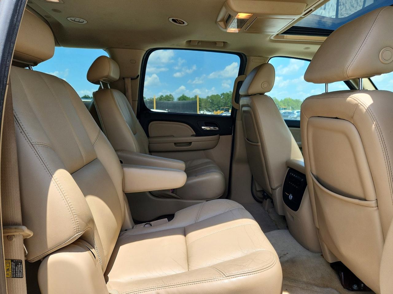 2007 Gmc Yukon Xl Denali Tan vin: 1GKFK66897J226552