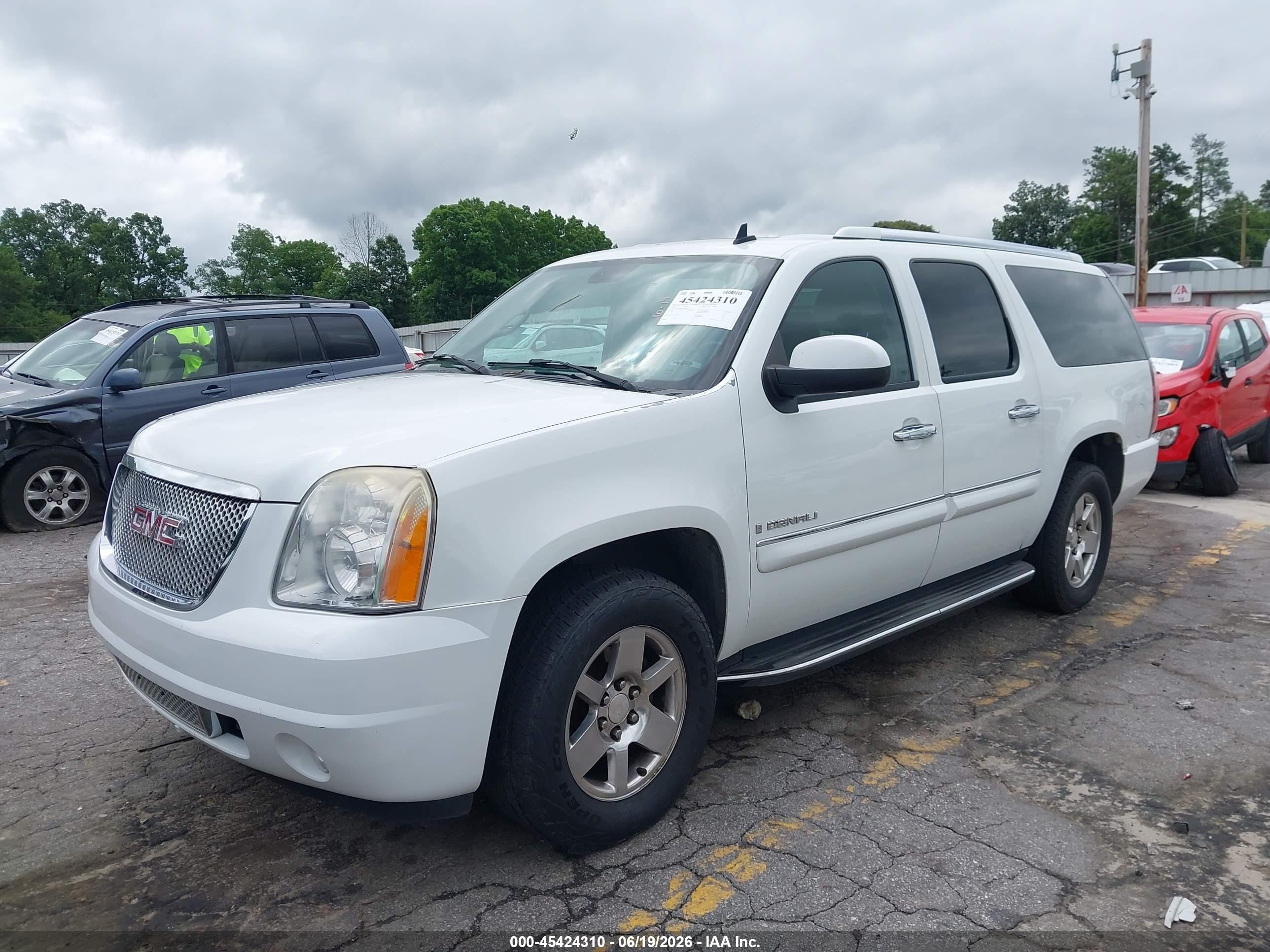 2007 Gmc Yukon Xl 1500 Denali White vin: 1GKFK66897J355097