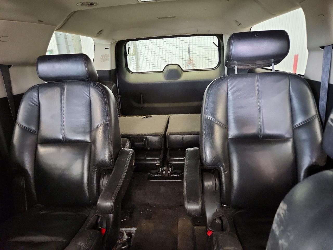 2007 Gmc Yukon Xl Denali Silver vin: 1GKFK668X7J267675