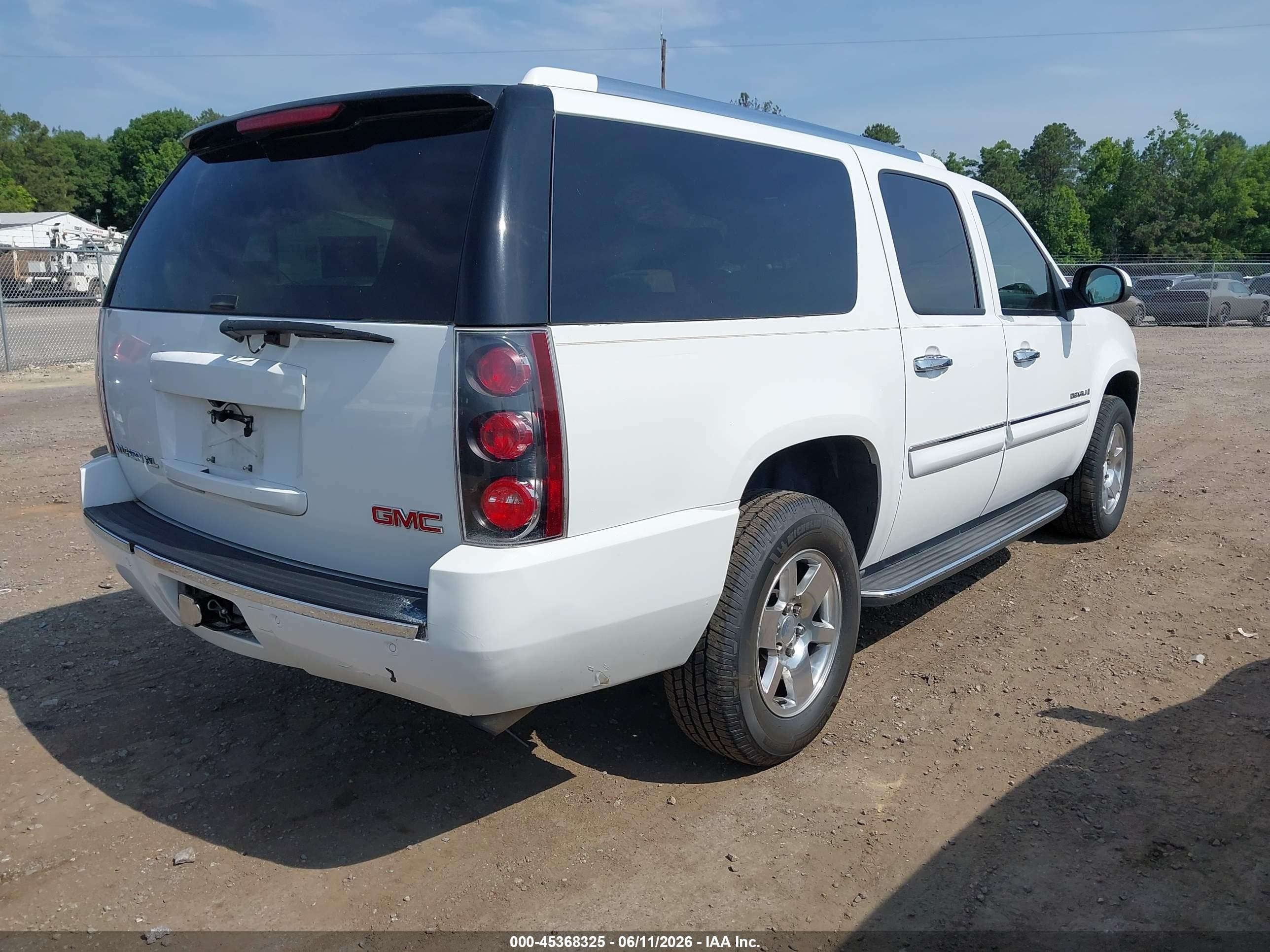 2007 Gmc Yukon Xl 1500 Denali Белый vin: 1GKFK668X7J318480