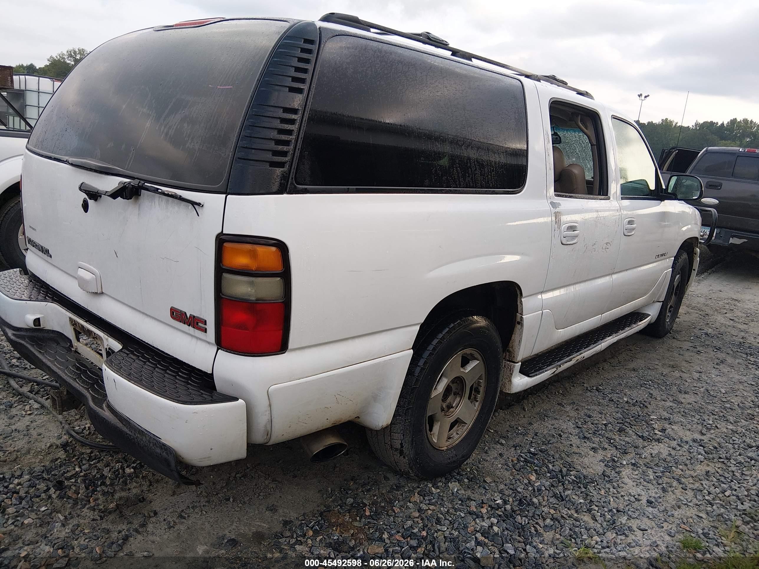 2004 Gmc Yukon Xl 1500 Denali White vin: 1GKFK66U04J145075