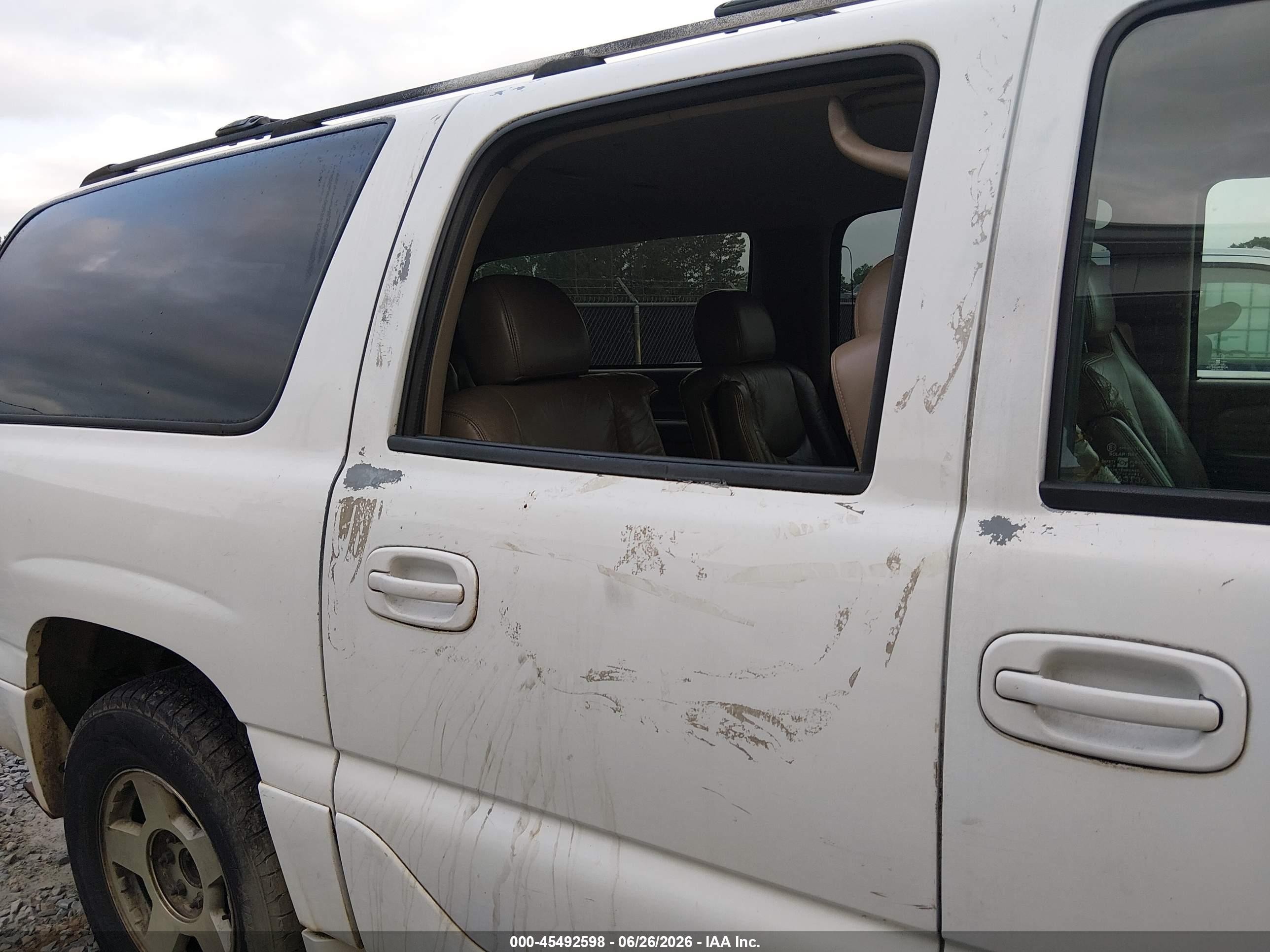 2004 Gmc Yukon Xl 1500 Denali White vin: 1GKFK66U04J145075