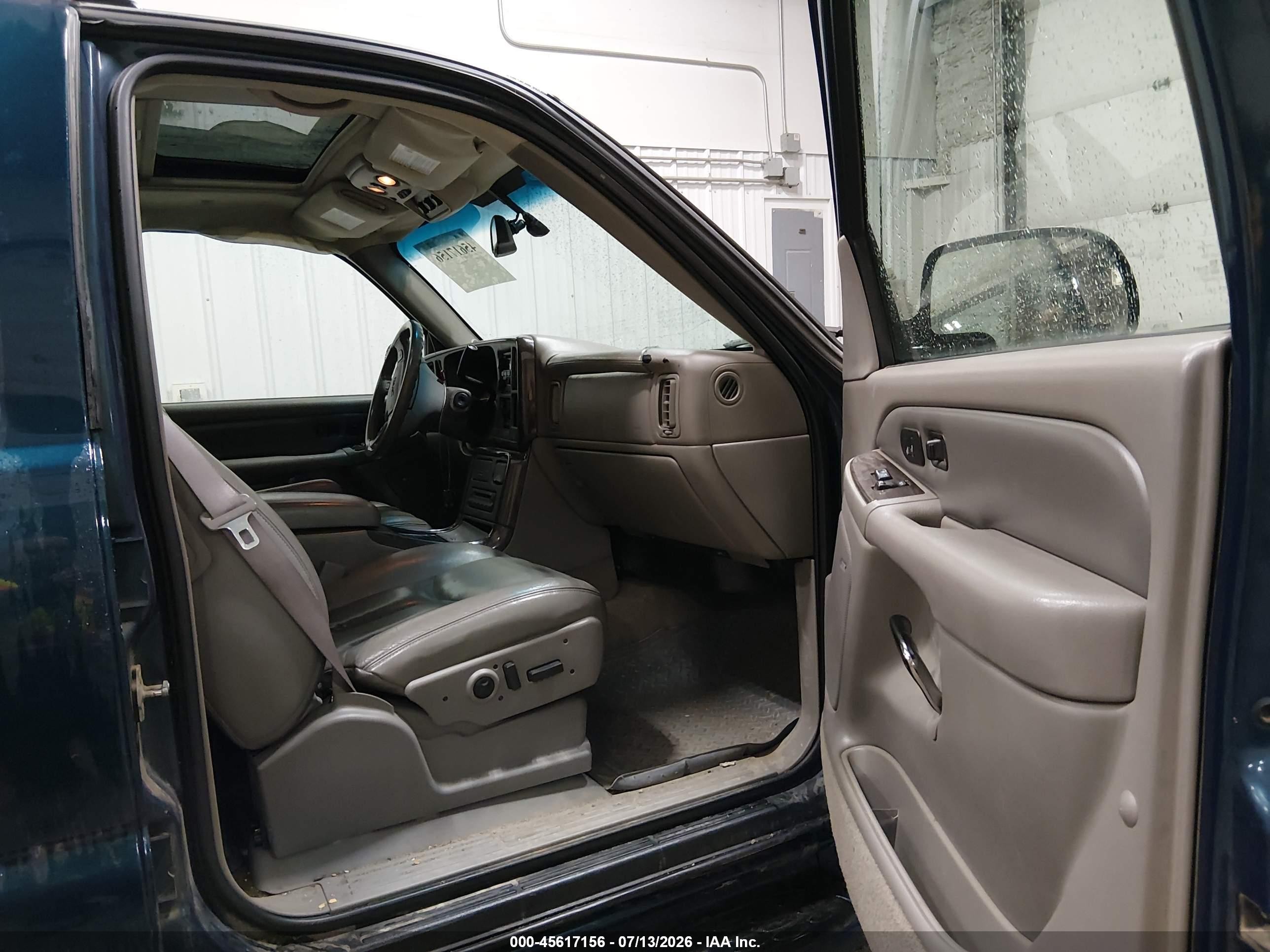 2005 Gmc Yukon Xl 1500 Denali Blue vin: 1GKFK66U05J130464