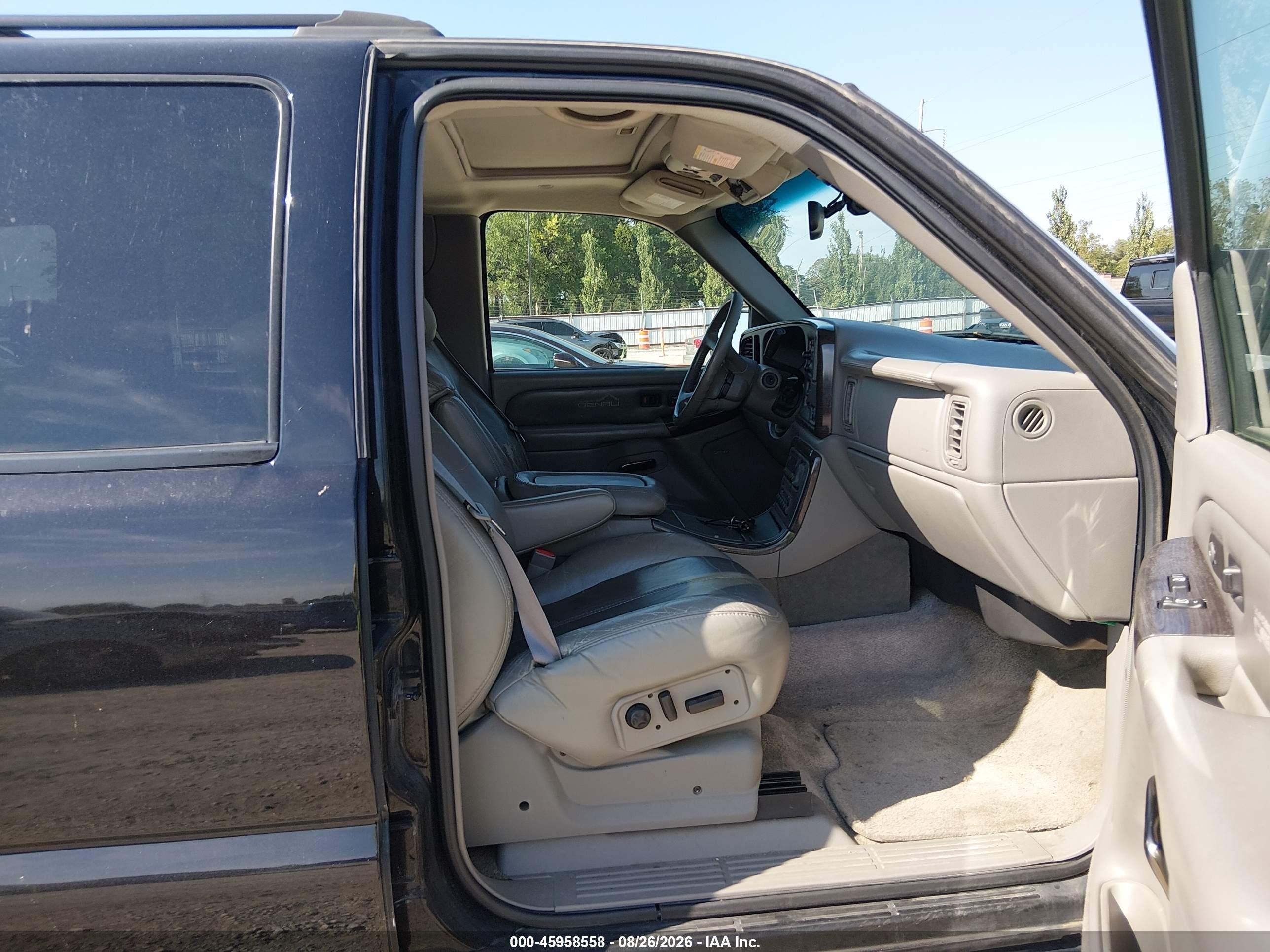 2002 Gmc Yukon Xl 1500 Denali Black vin: 1GKFK66U12J188062
