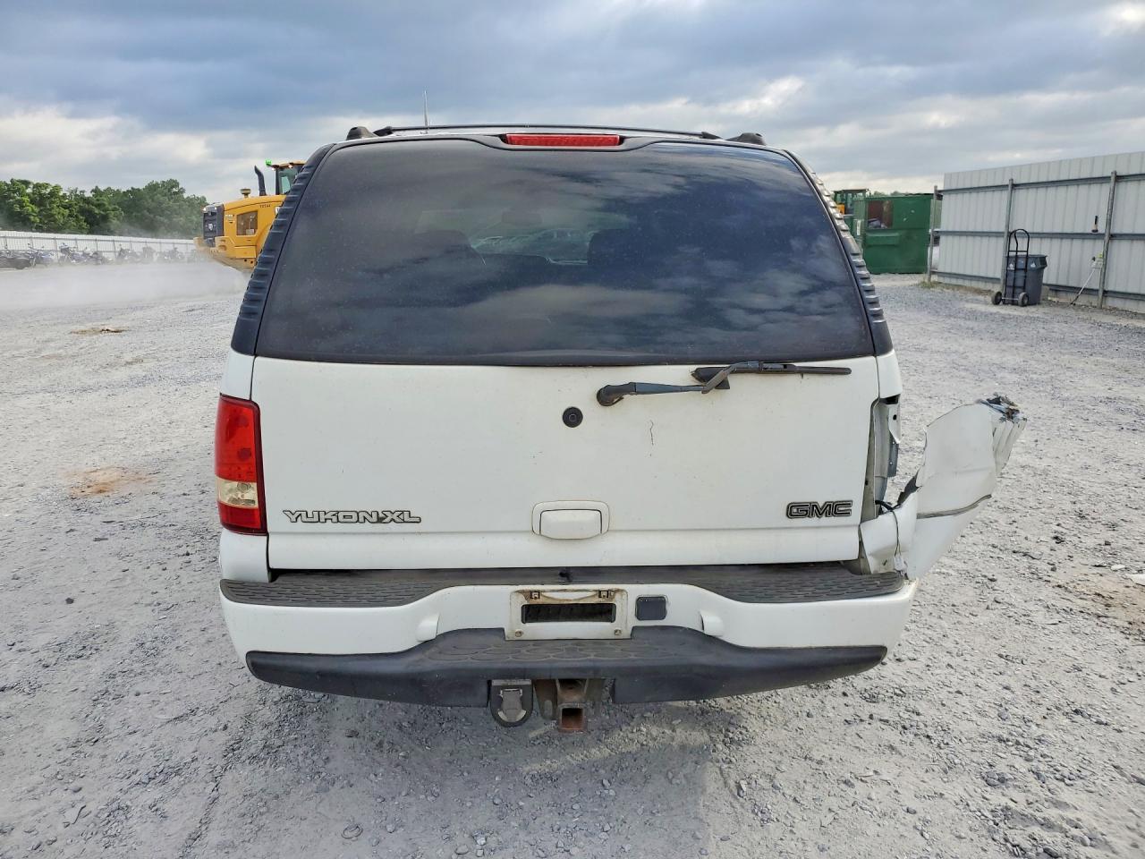 2003 Gmc Yukon Xl Denali White vin: 1GKFK66U23J142452