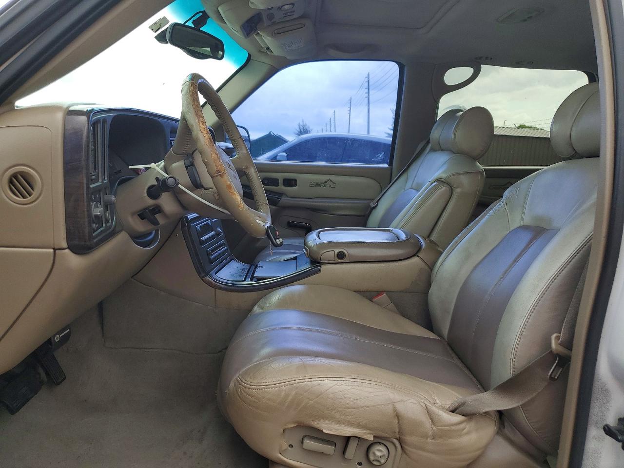 2002 Gmc Denali Xl K1500 White vin: 1GKFK66U32J182876