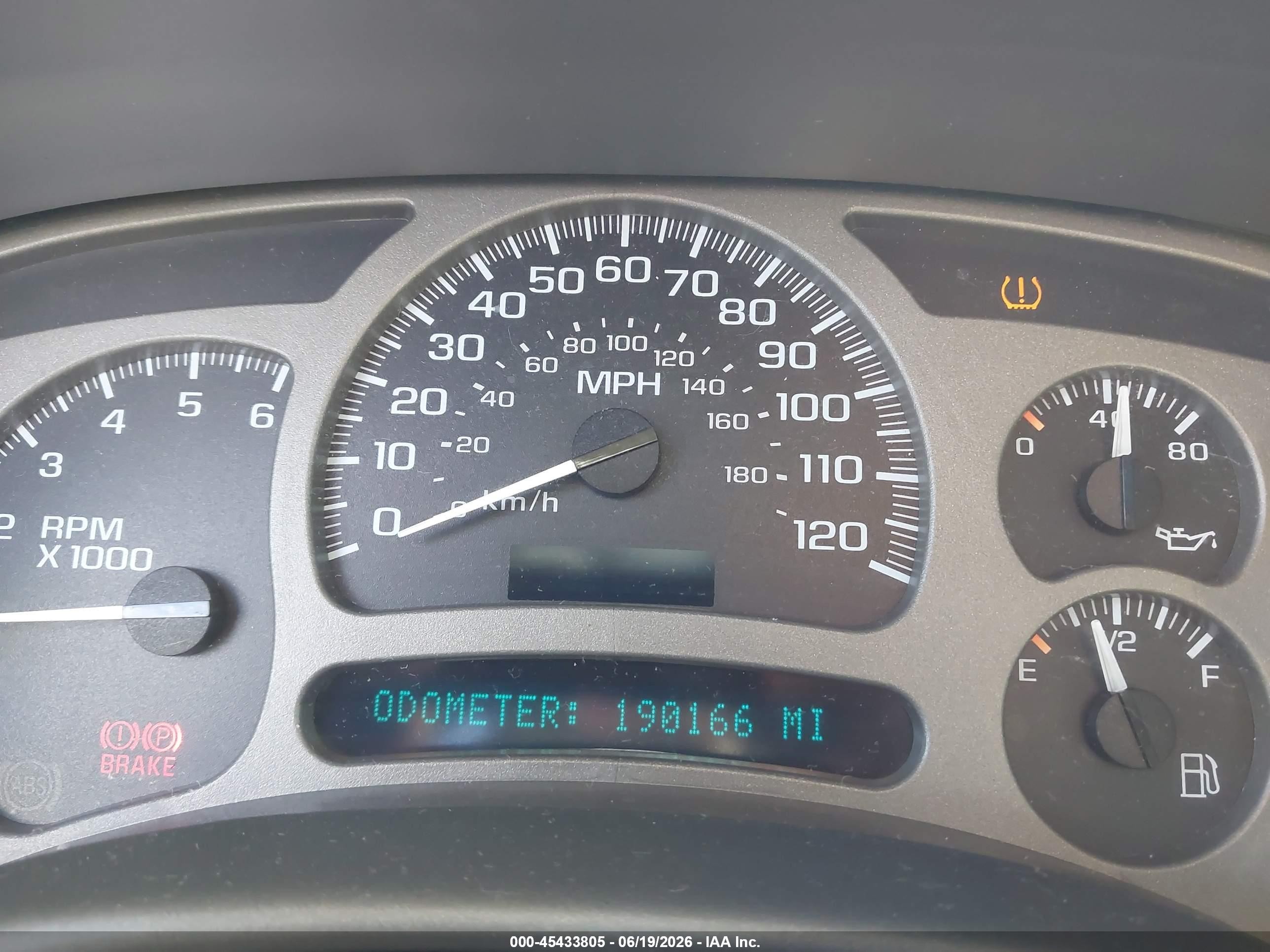 2004 Gmc Yukon Xl 1500 Denali White vin: 1GKFK66U64J269934