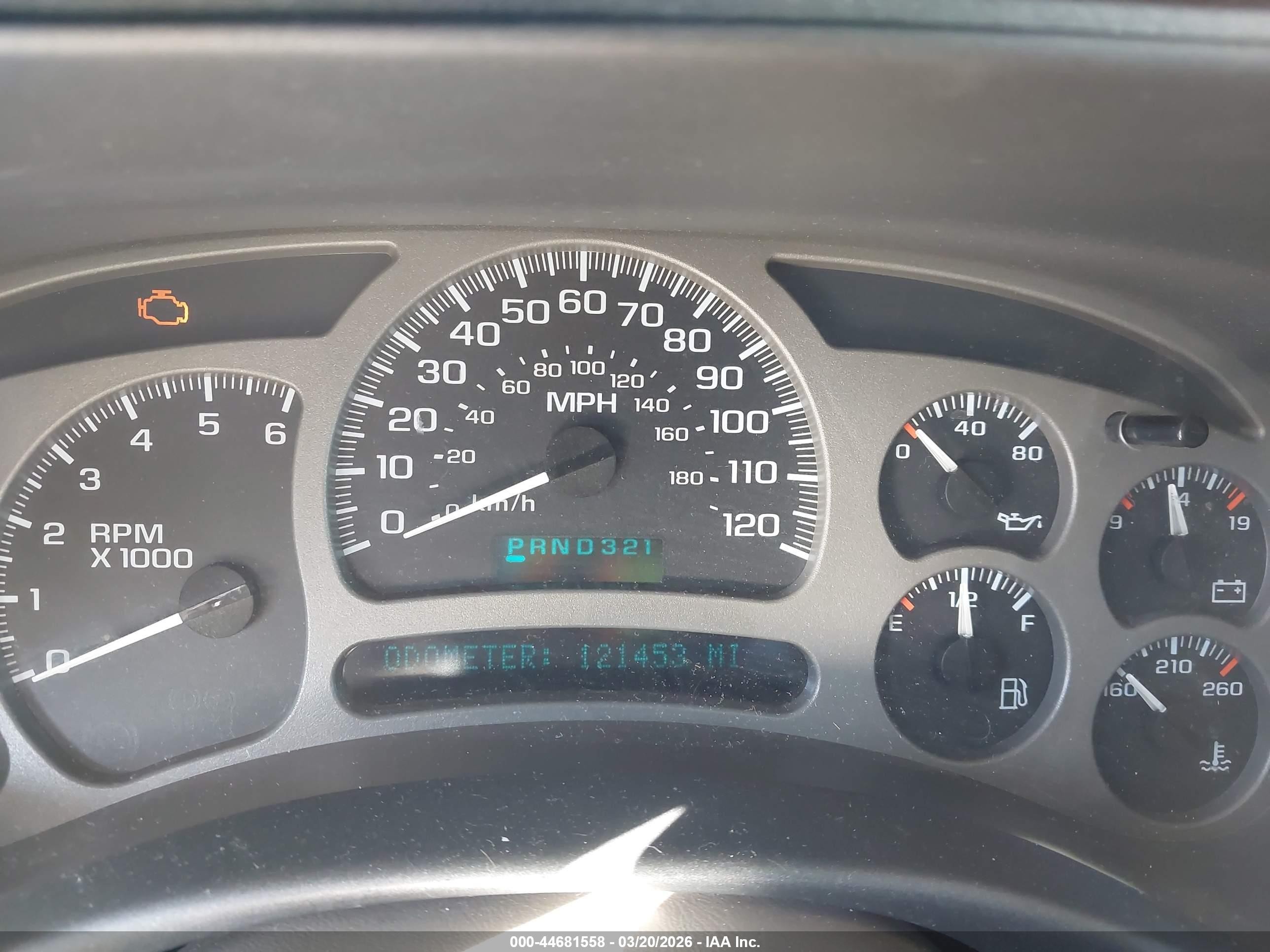 2005 Gmc Yukon Xl 1500 Denali Белый vin: 1GKFK66U65J153263