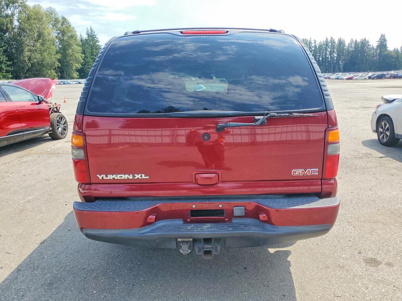 2003 Gmc Yukon Xl Denali Red vin: 1GKFK66U73J282819