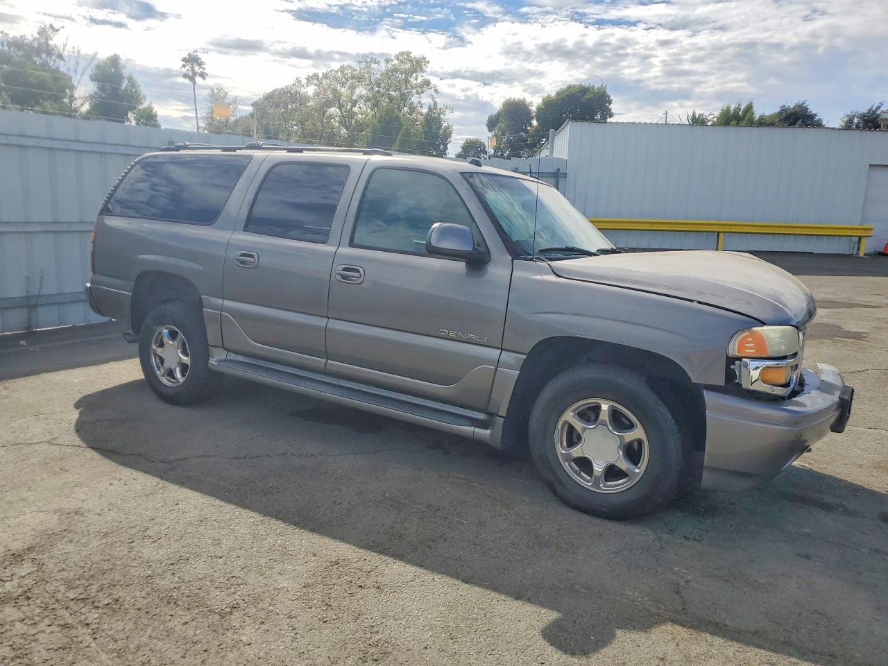 2005 Gmc Yukon Xl Denali Tan vin: 1GKFK66U75J116304