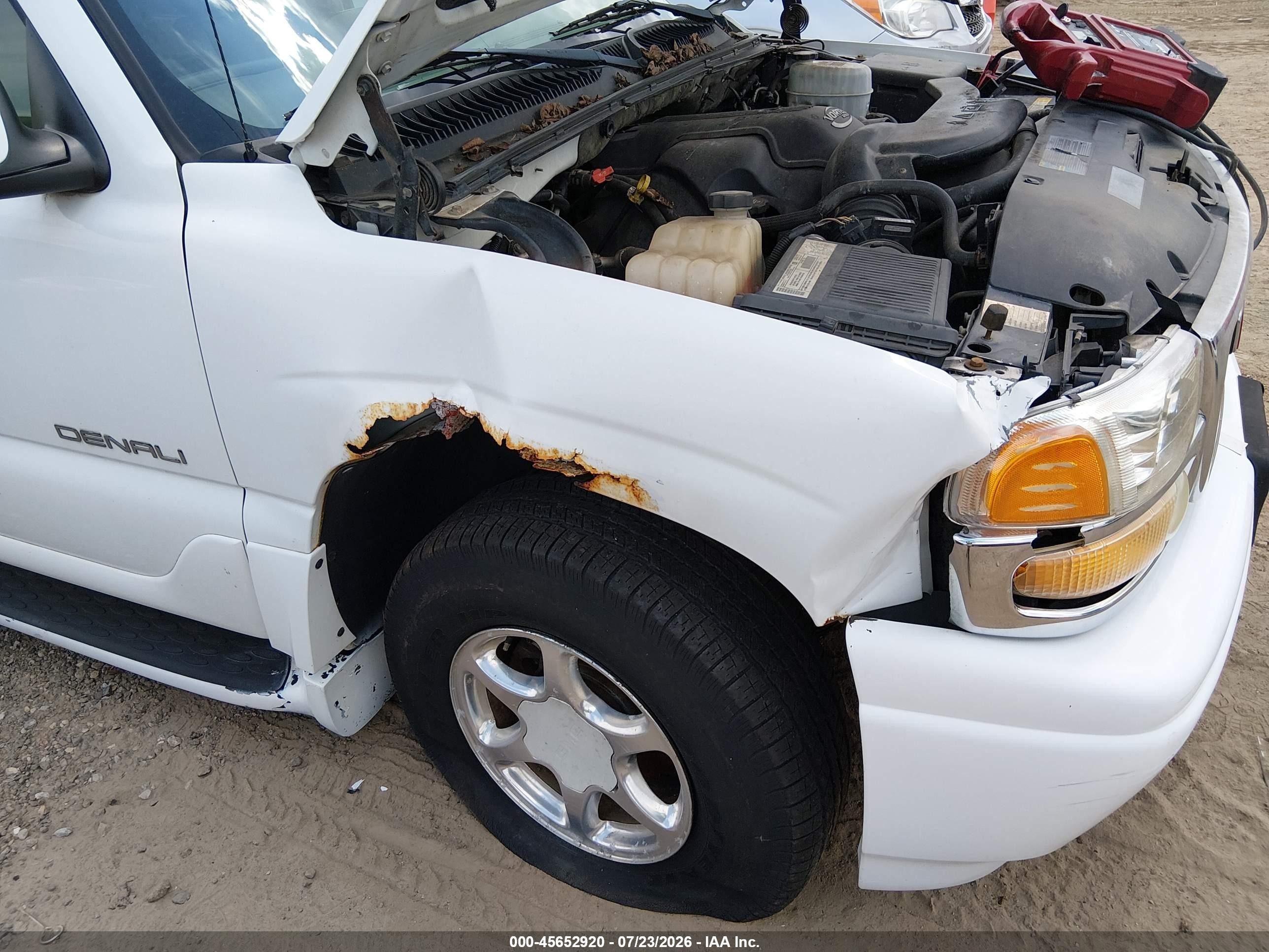 2003 Gmc Yukon Xl 1500 Denali Белый vin: 1GKFK66U83J140740