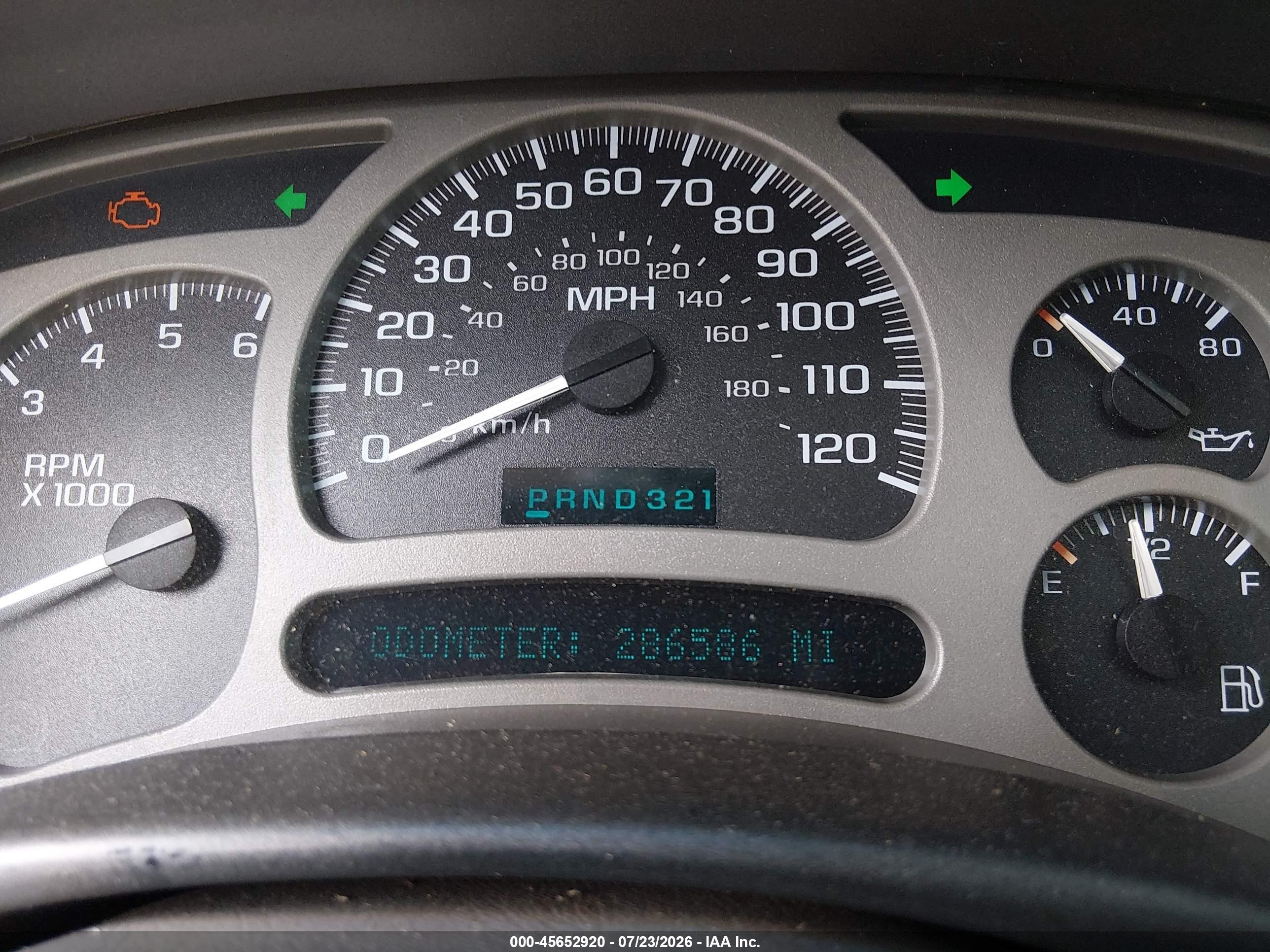 2003 Gmc Yukon Xl 1500 Denali Белый vin: 1GKFK66U83J140740