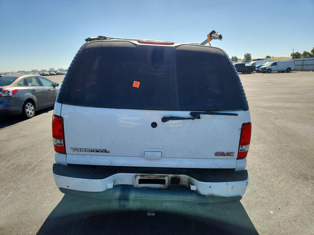 2003 Gmc Yukon Xl Denali White vin: 1GKFK66U83J271070